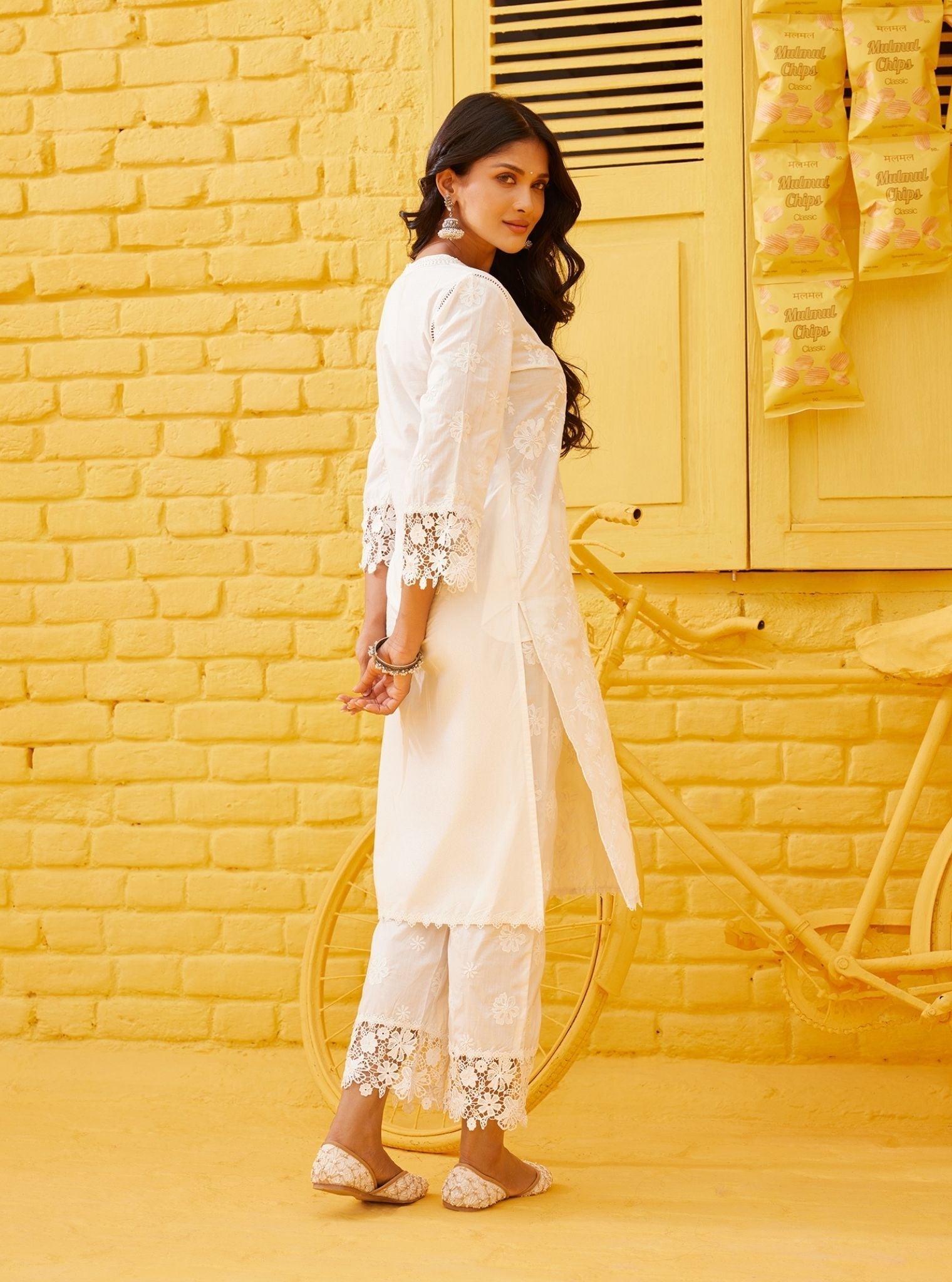 Mulmul Cotton Roli Off White Kurta With Mulmul Cotton Roli Off White Pant