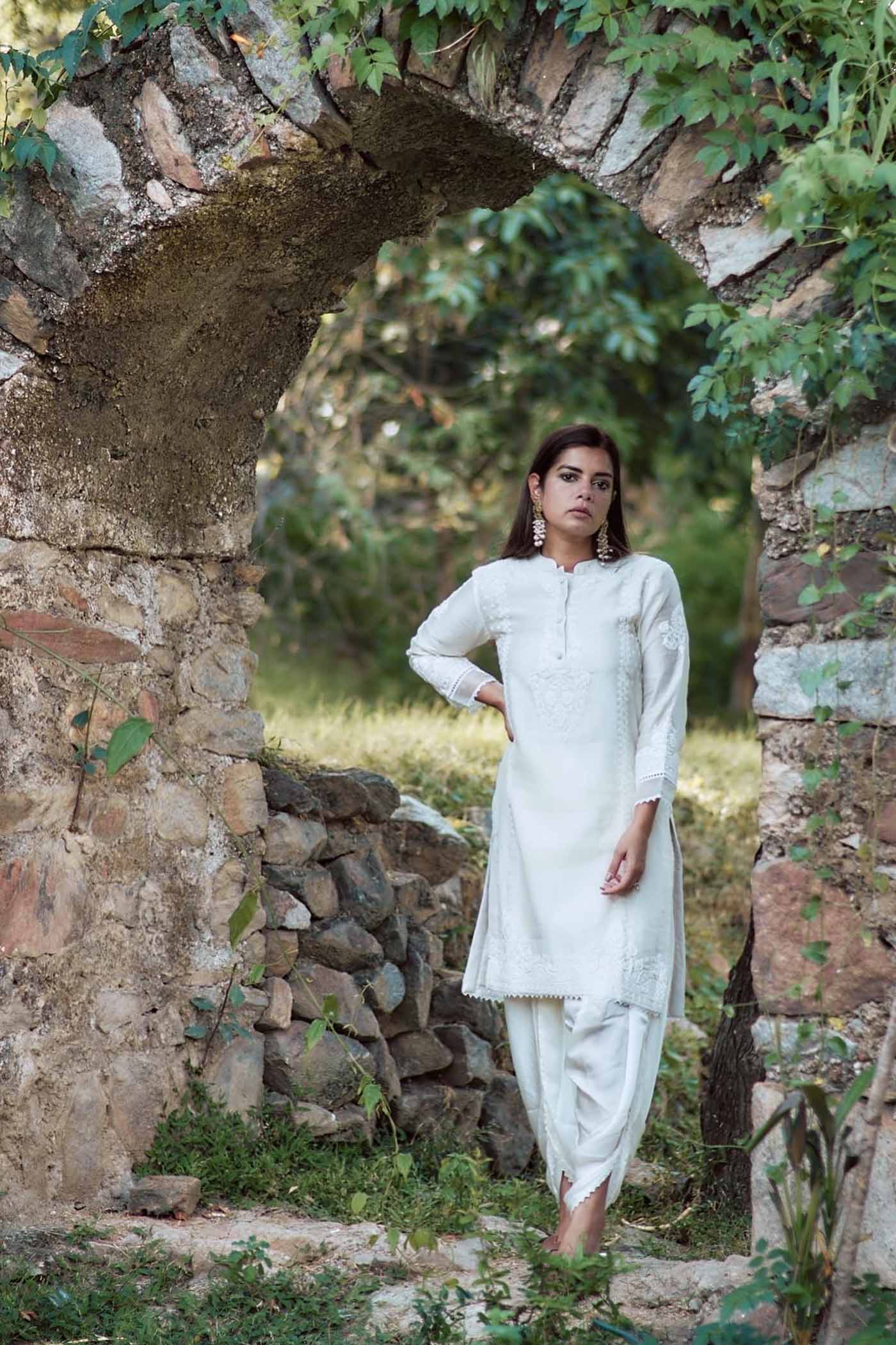 Pallavi Singh In Ayika - Frosty Green Short Kurta With Dhoti