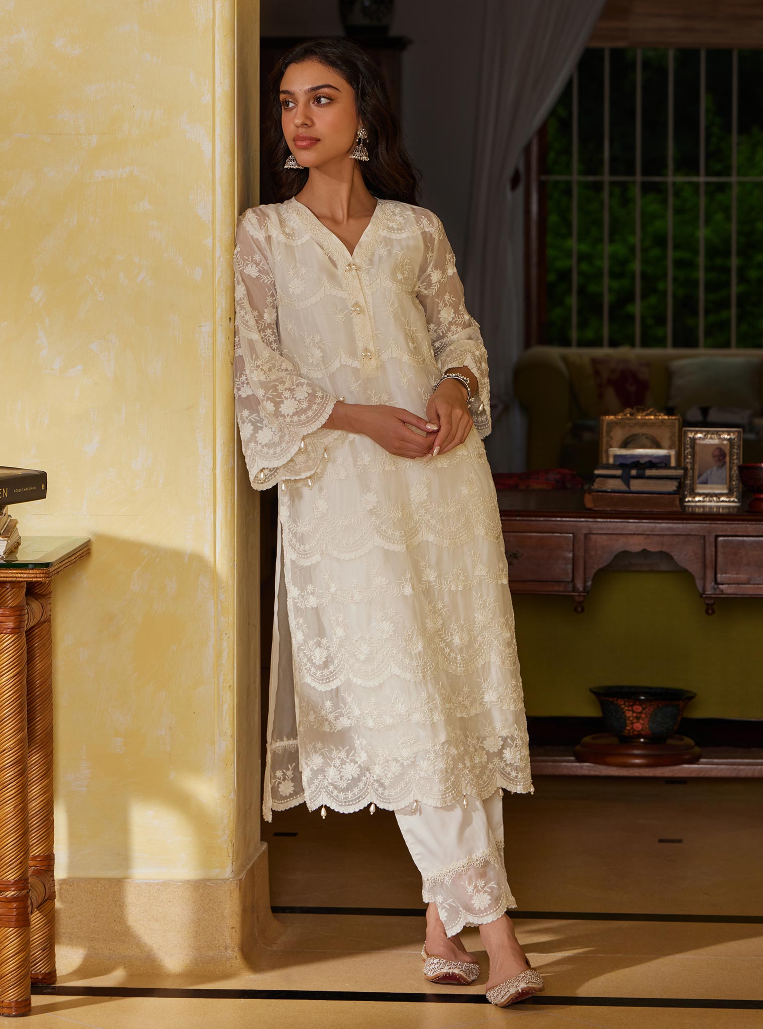 Mulmul Organza Ivati Off White Kurta With Mulmul Pima Ivati Off White Pant