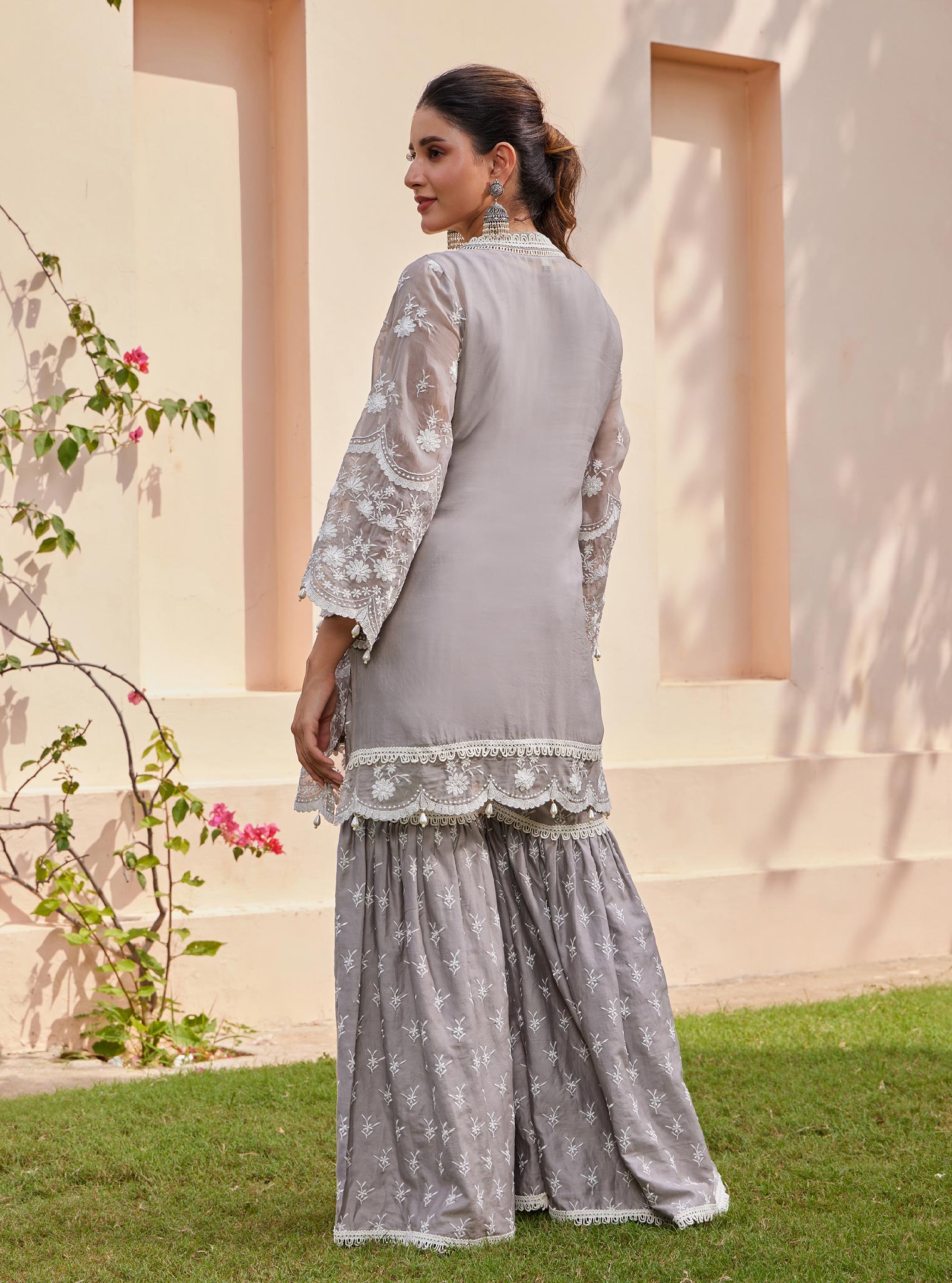 Mulmul Organza Ditsa Grey Kurta With Mulmul Pima Ditsa Grey Garara