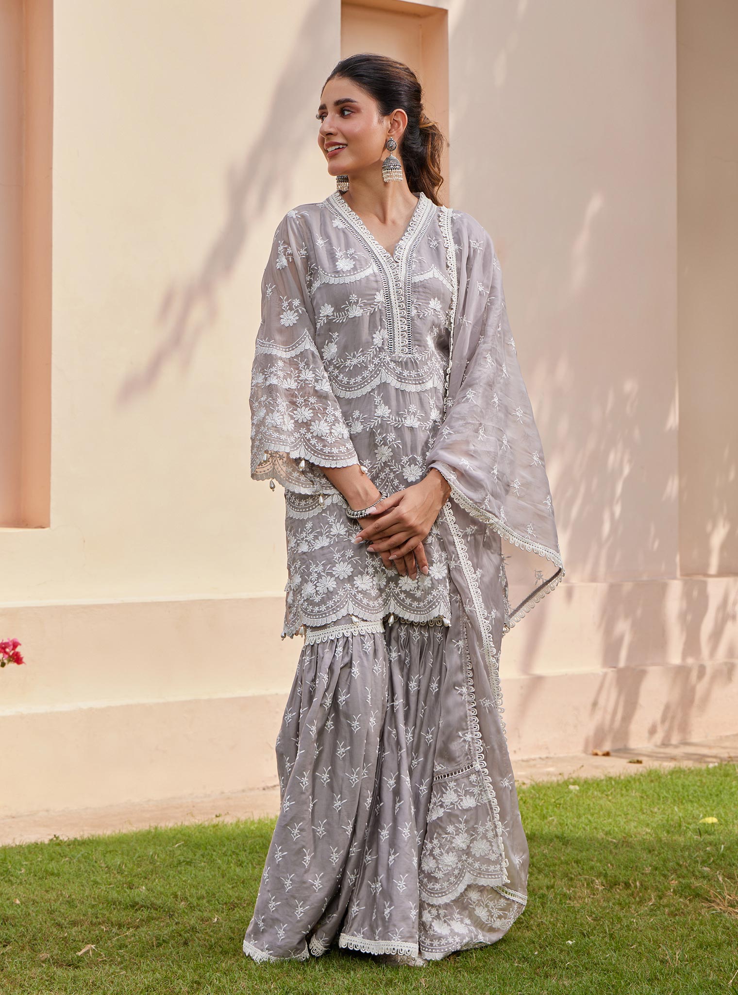 Mulmul Organza Ditsa Grey Kurta With Mulmul Pima Ditsa Grey Garara