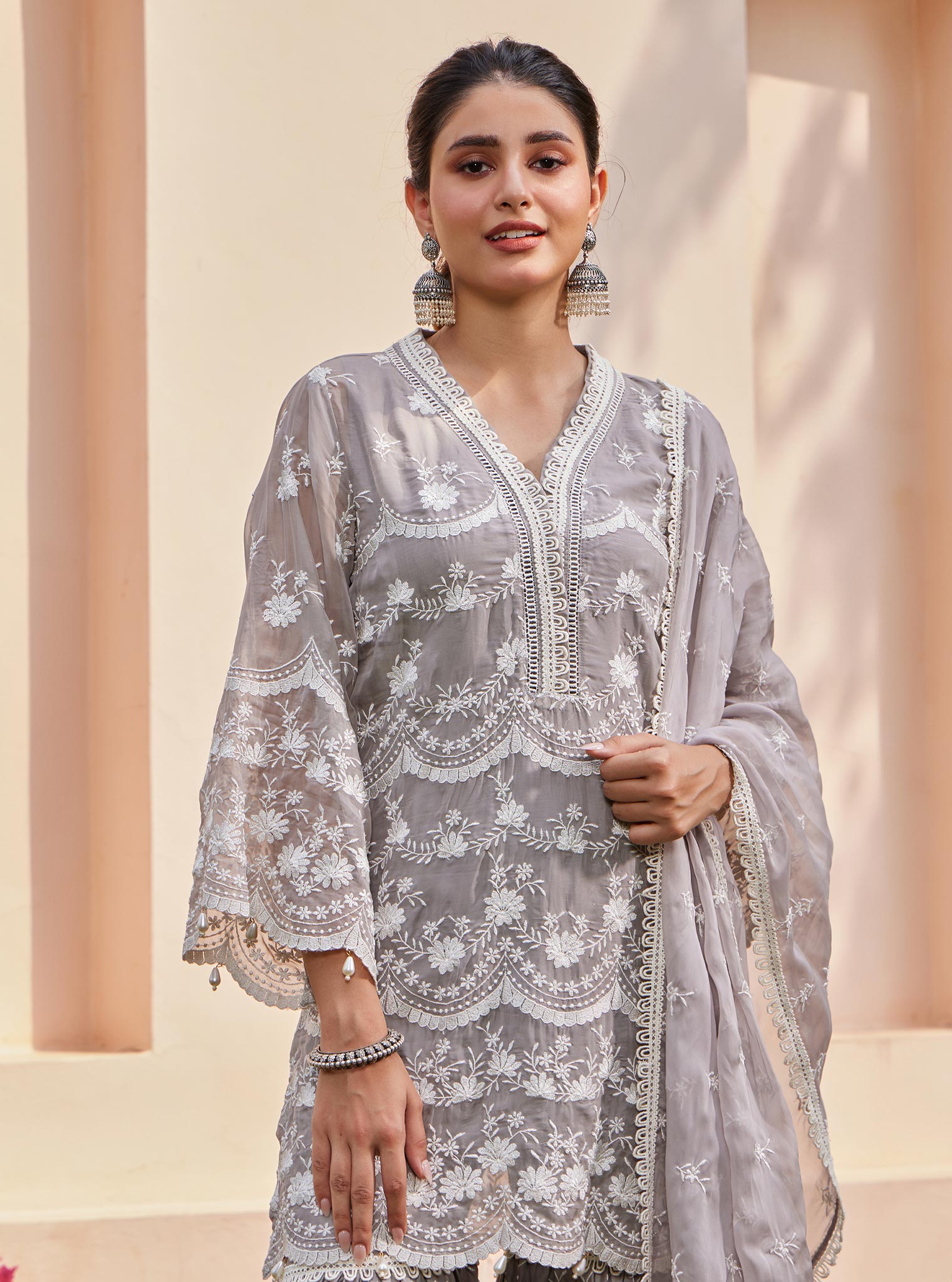 Mulmul Organza Ditsa Grey Kurta With Mulmul Pima Ditsa Grey Garara