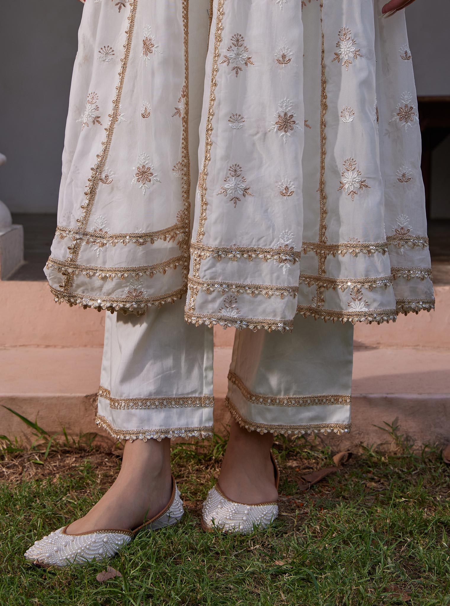 Mulmul Organza Agira Anarkali Off White Kurta With Mulmul Pima Agira Off White Pant