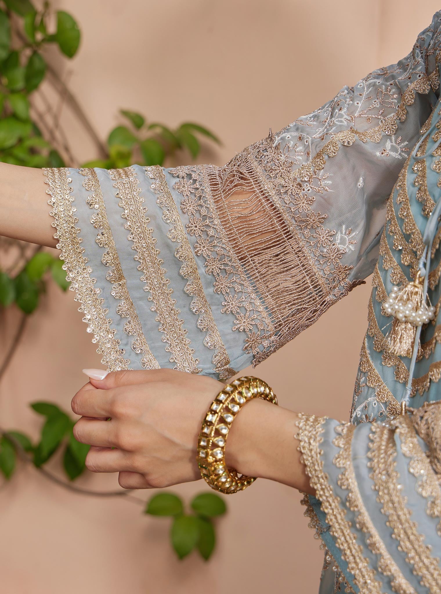 Mulmul Organza Vipas Blue Kurta With Mulmul Pima Vipas Blue Salwar