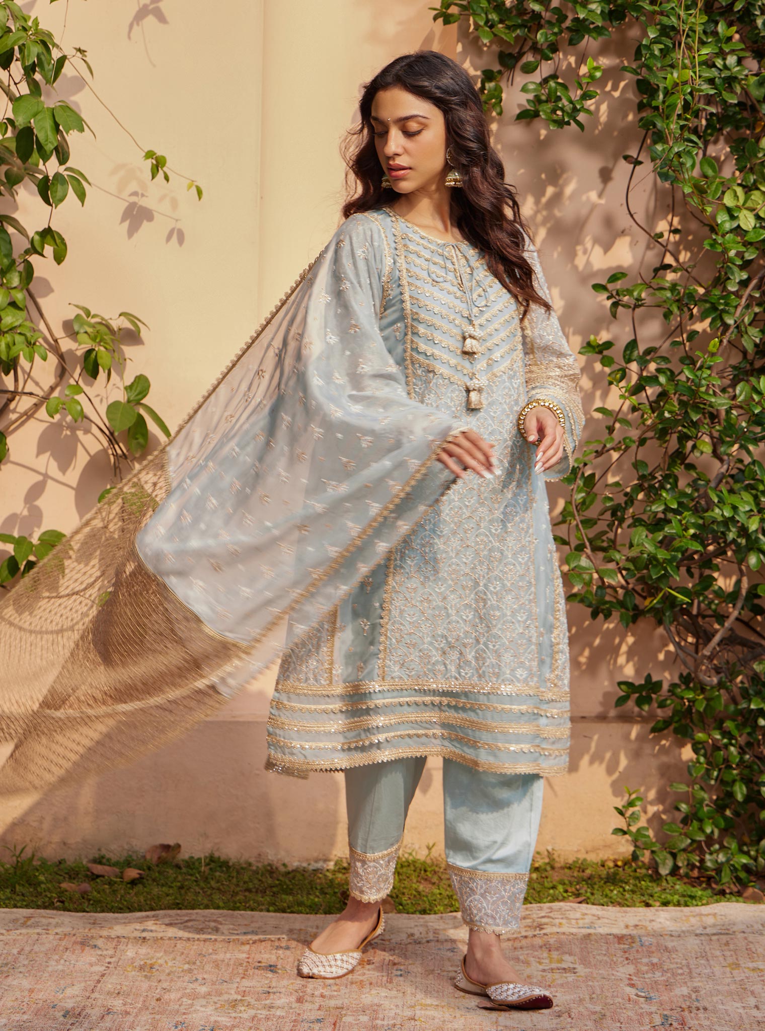 Mulmul Organza Vipas Blue Kurta With Mulmul Pima Vipas Blue Salwar