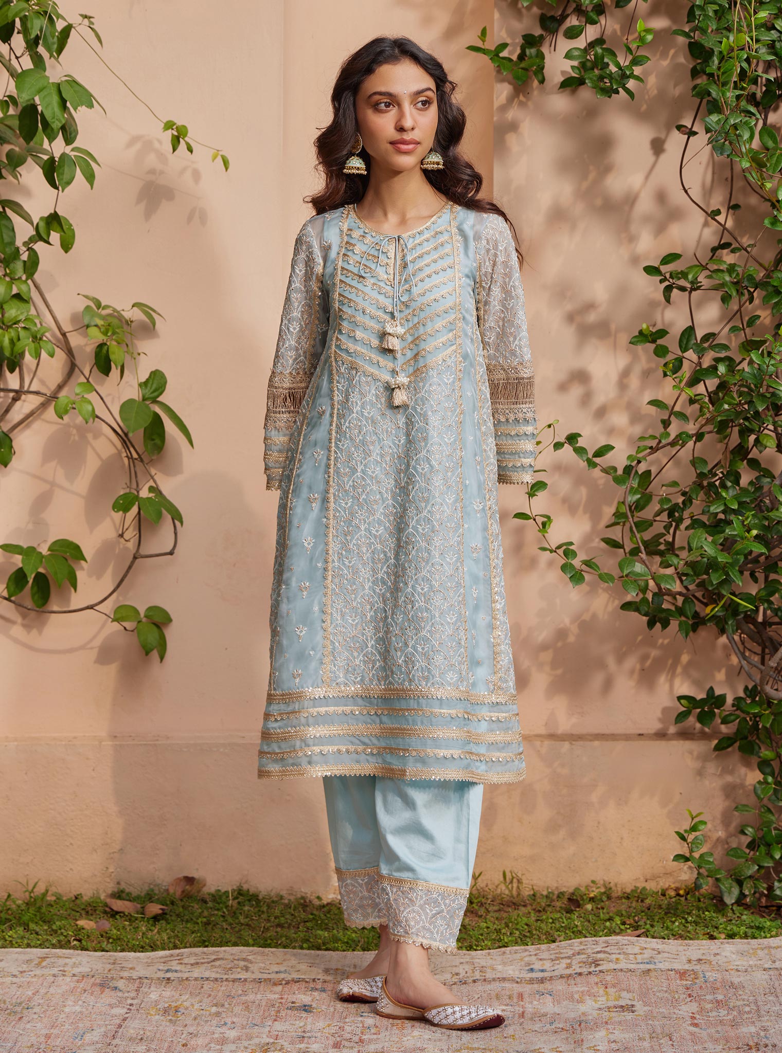 Mulmul Organza Vipas Blue Kurta With Mulmul Pima Vipas Blue Salwar