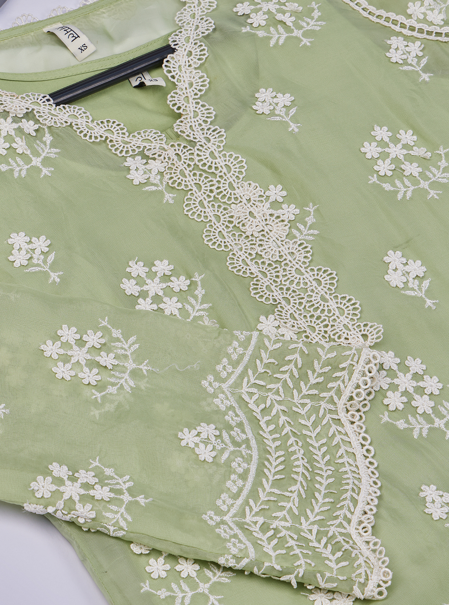 Mulmul Organza Aruni Green Kurta With Mulmul Pima Aruni Green Pant