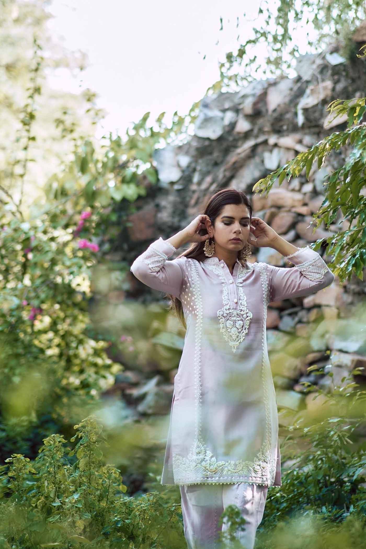 Pallavi Singh In Ayika - Frosty Green Short Kurta With Dhoti