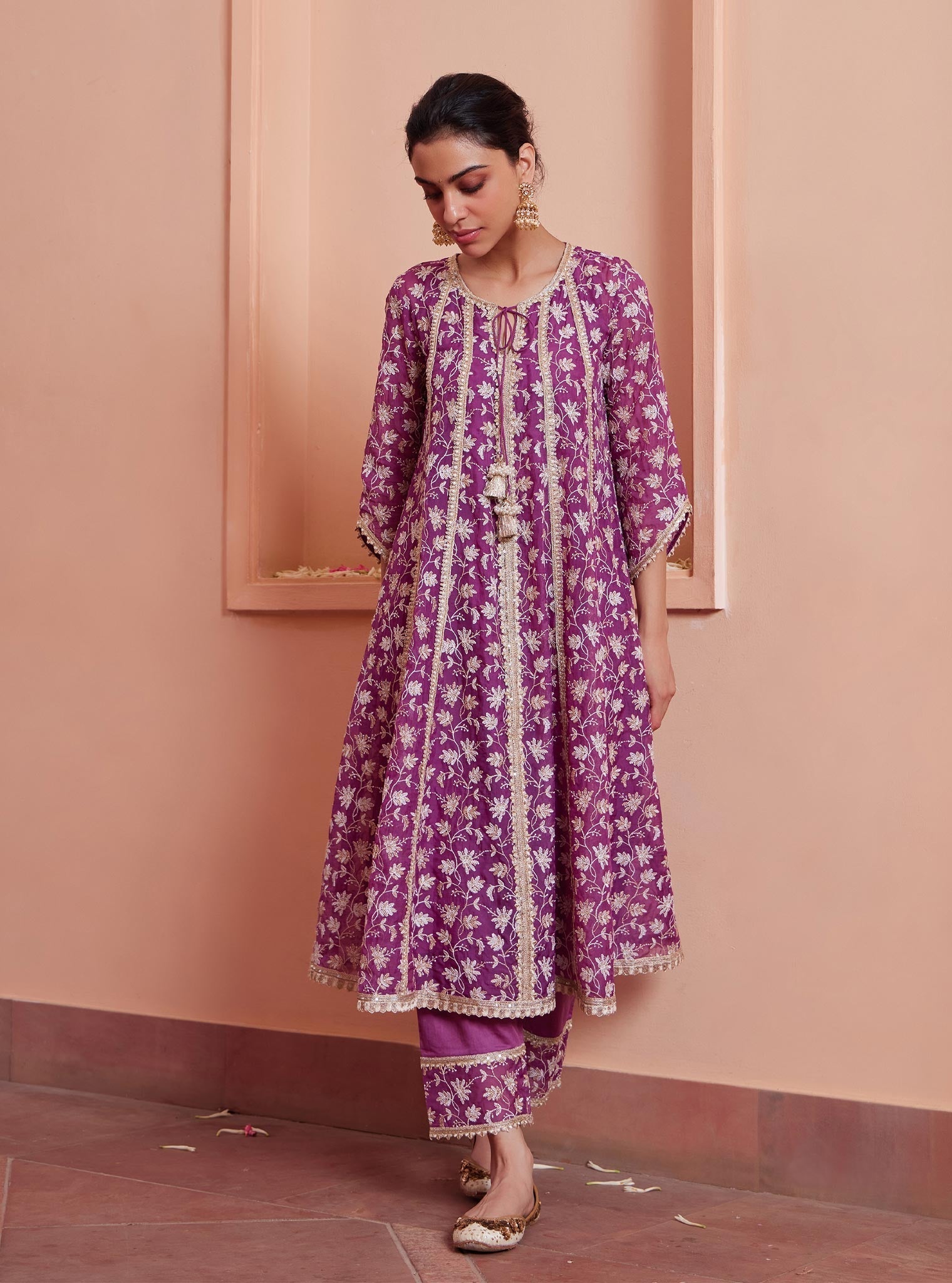 Mulmul Organza Jivya Anarkali Lilac Kurta With Mulmul Pima Jivya Lilac Pant