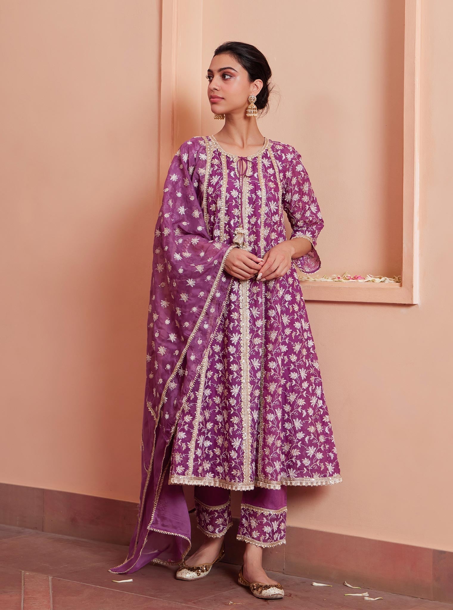 Mulmul Organza Jivya Anarkali Lilac Kurta With Mulmul Pima Jivya Lilac Pant