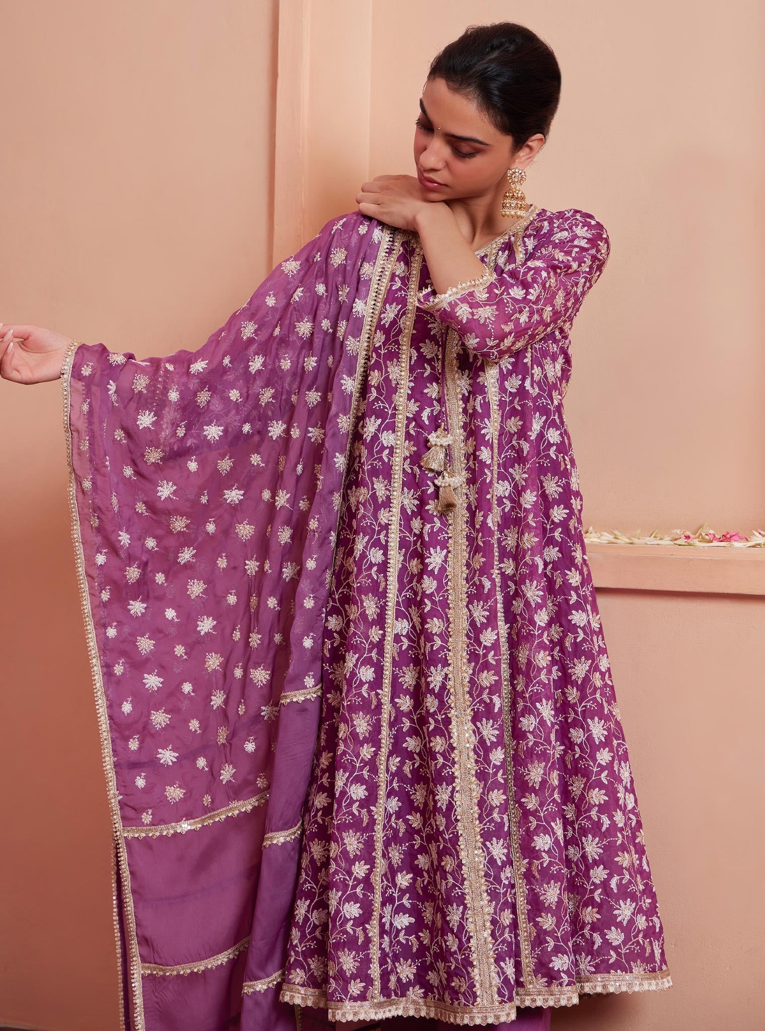 Mulmul Organza Jivya Anarkali Lilac Kurta With Mulmul Pima Jivya Lilac Pant