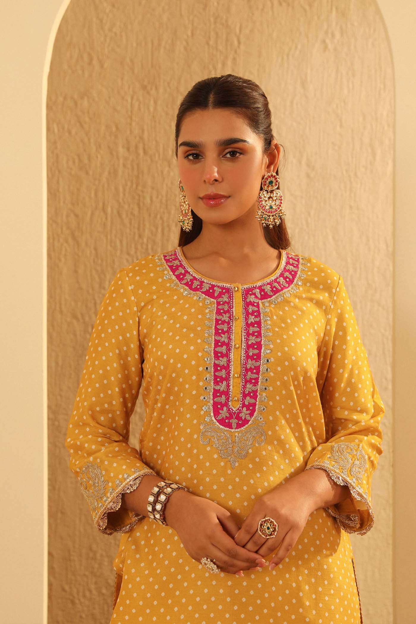 Noora - Short Kurta With Salwar