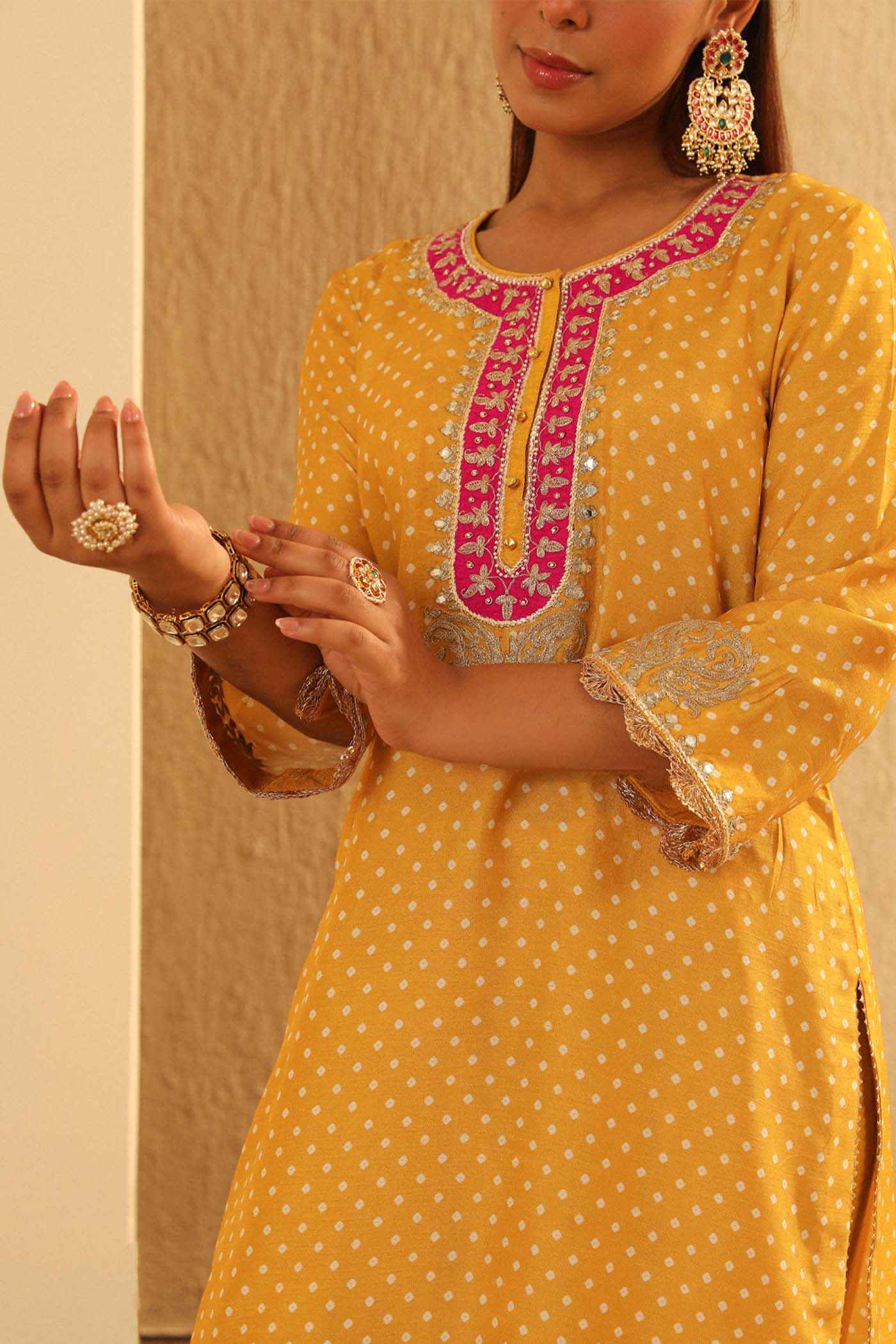 Noora - Short Kurta With Salwar