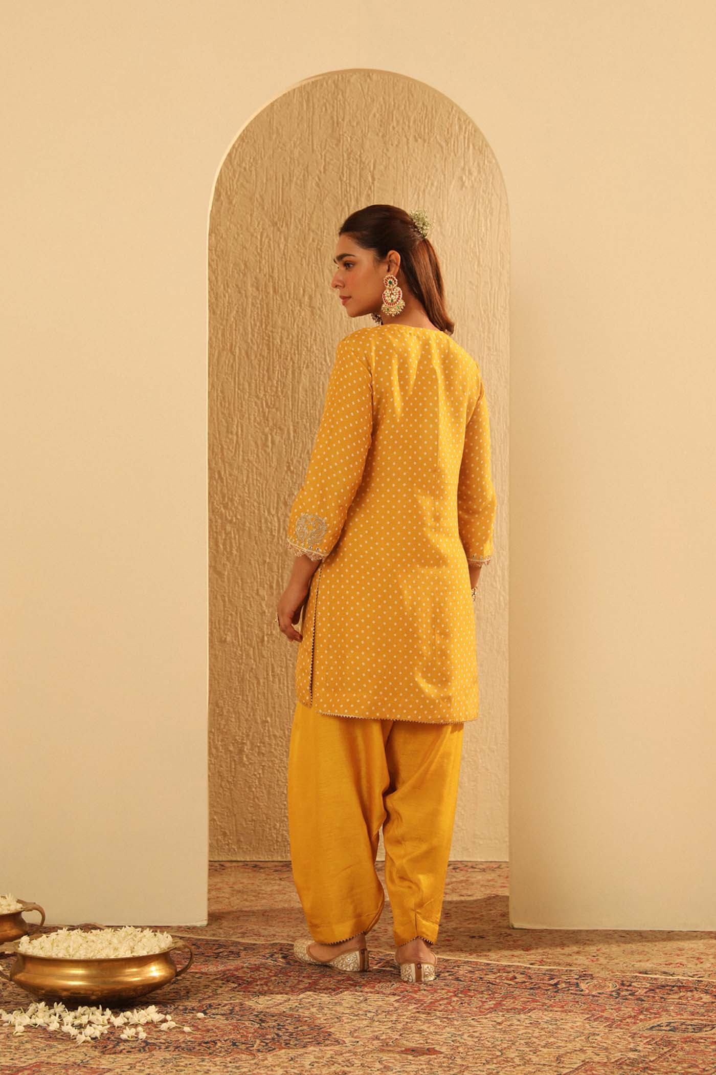 Noora - Short Kurta With Salwar