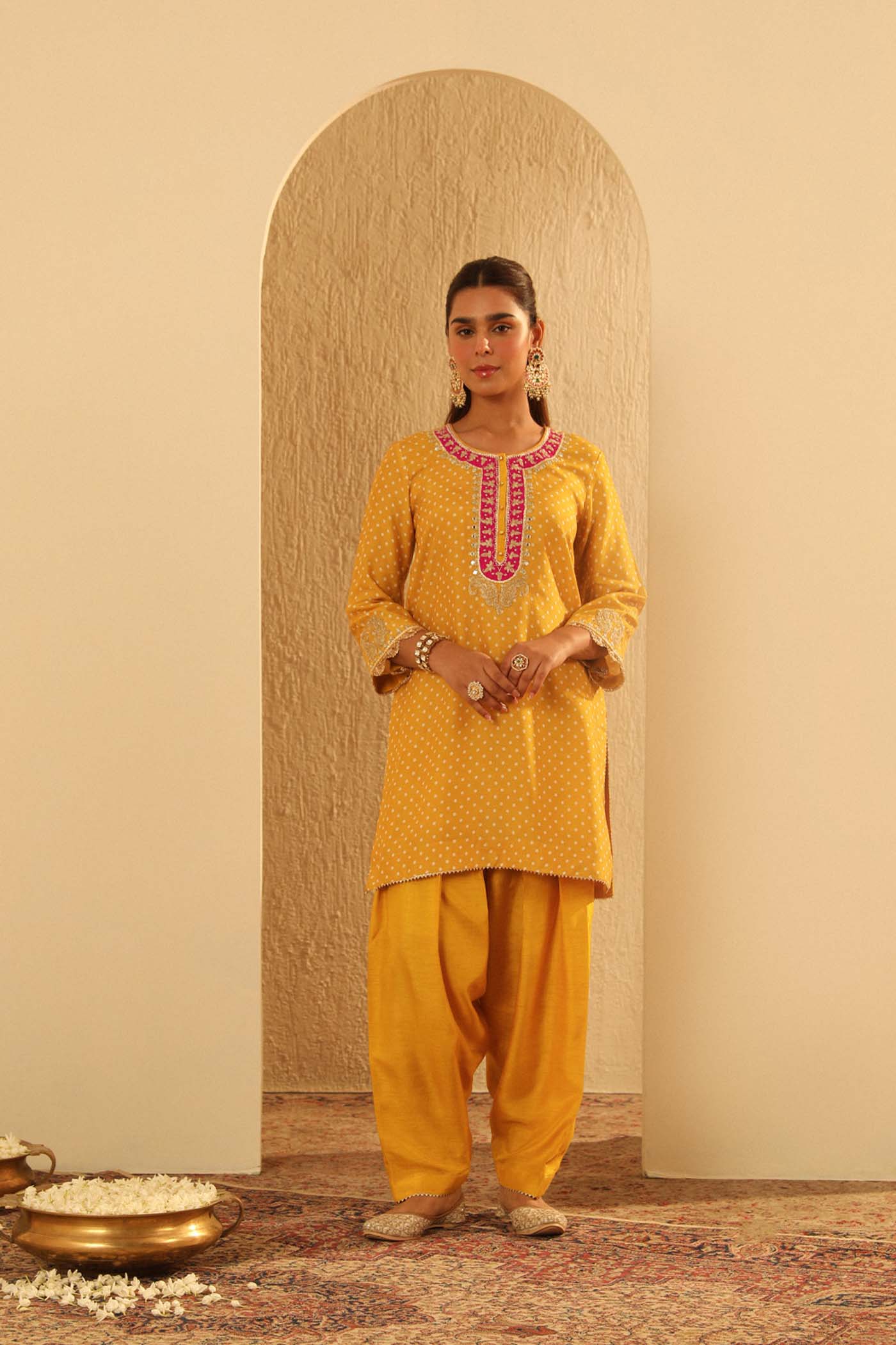 Noora - Short Kurta With Salwar