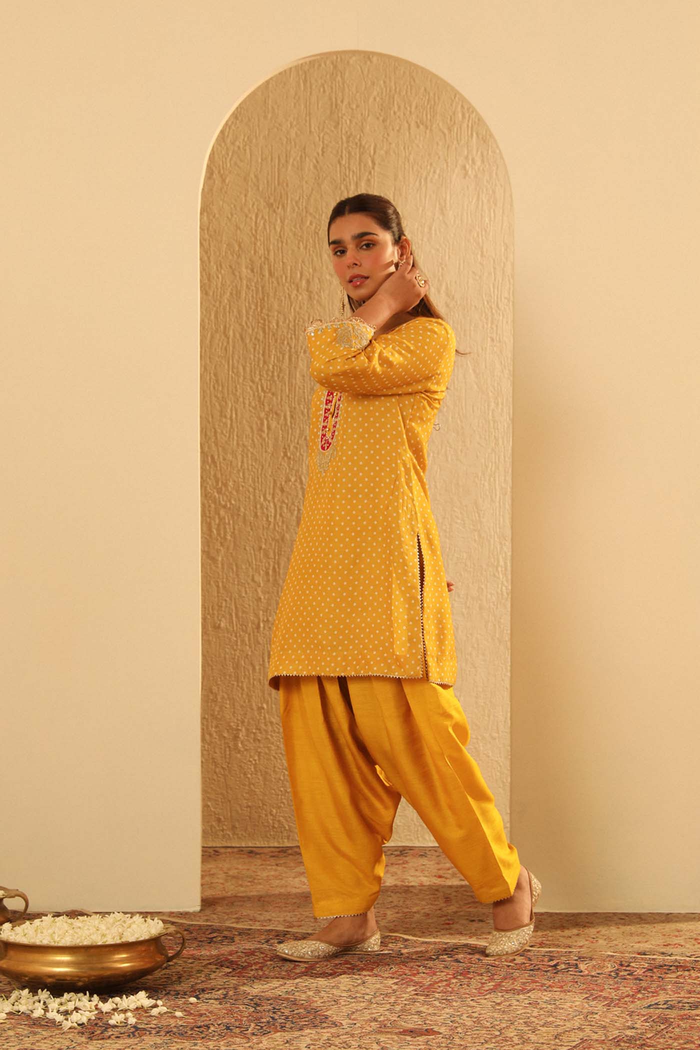Noora - Short Kurta With Salwar
