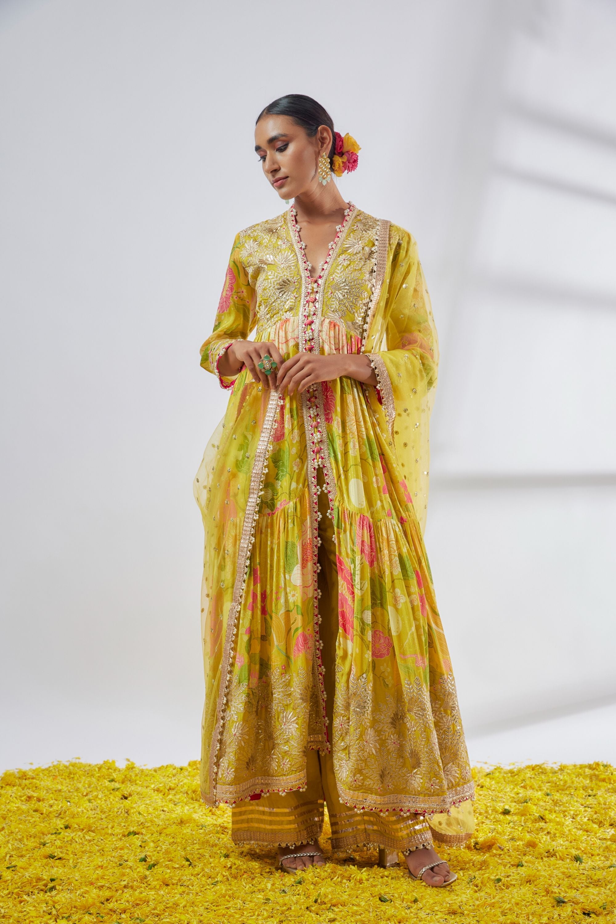 Huma Qureshi Ag With Palazzo Set