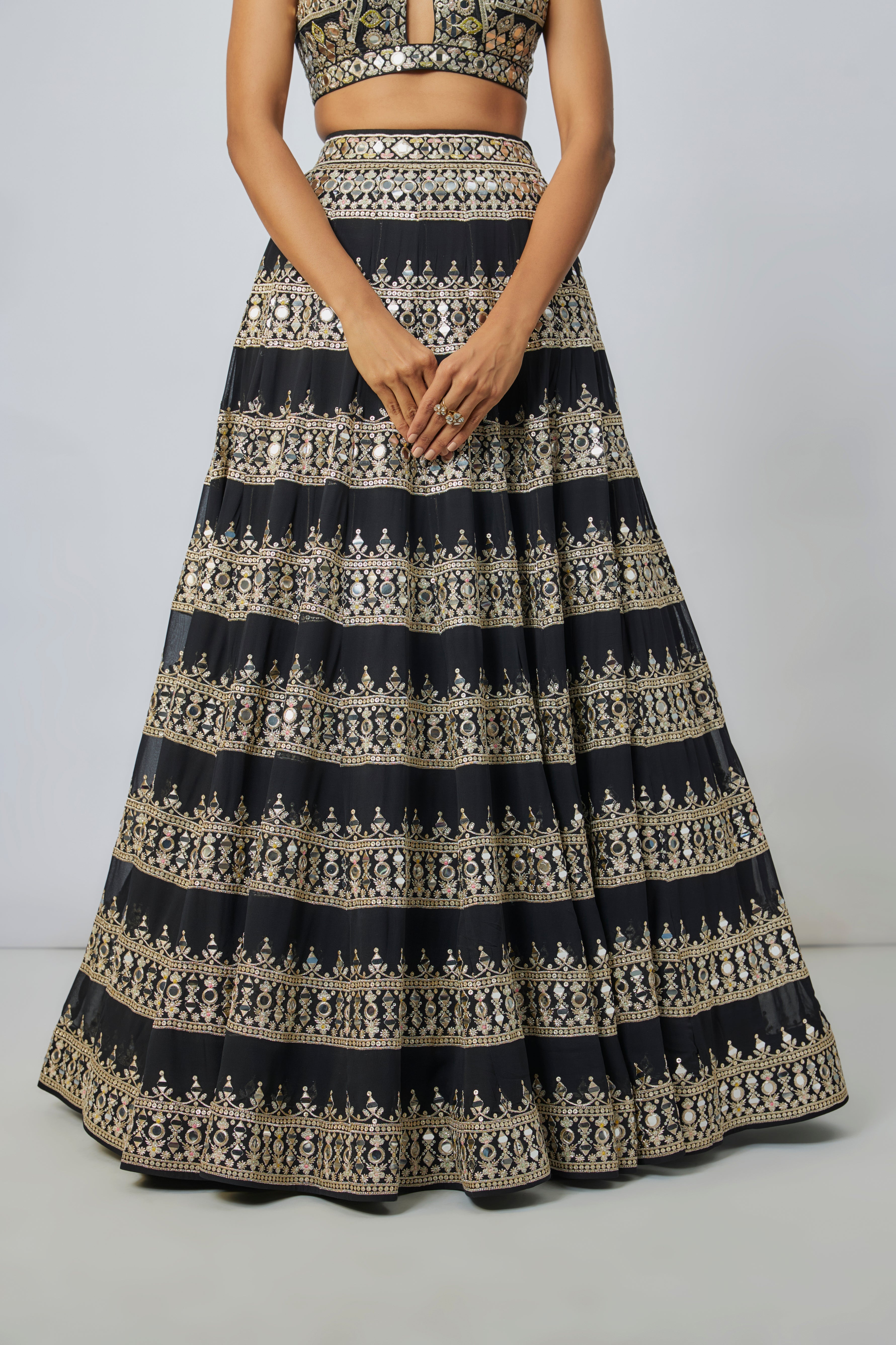 Rashi Khanna In Farheen Lehenga Set