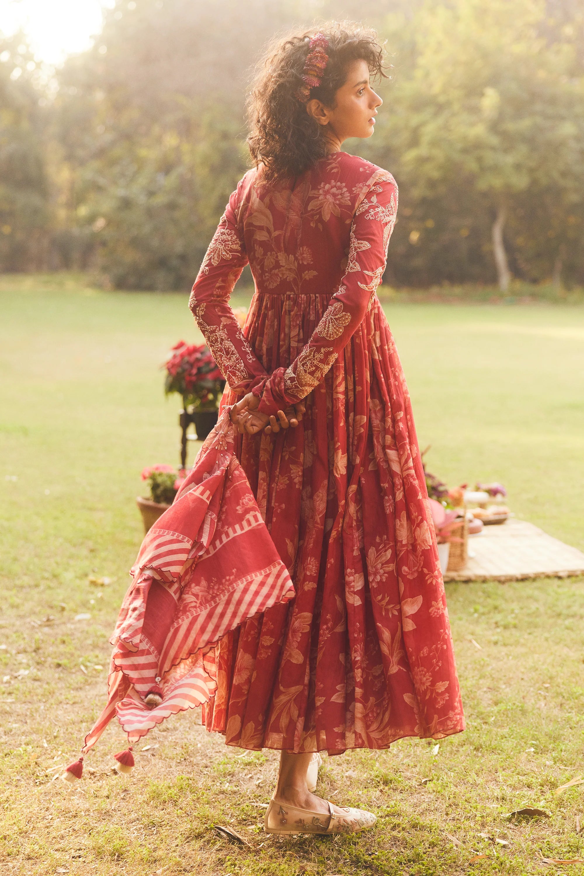 Lark Anarkali Set