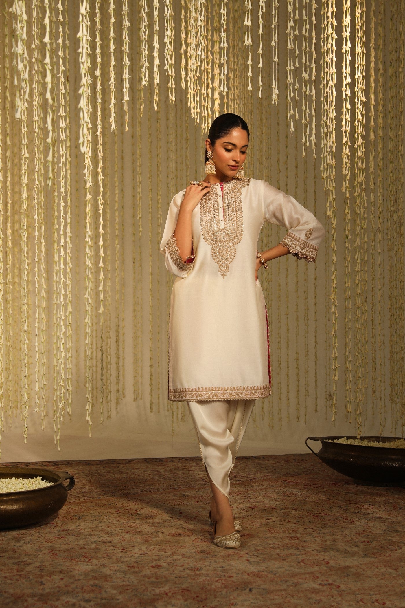 Enisa - Daisy Ivory Kurta With Dhoti