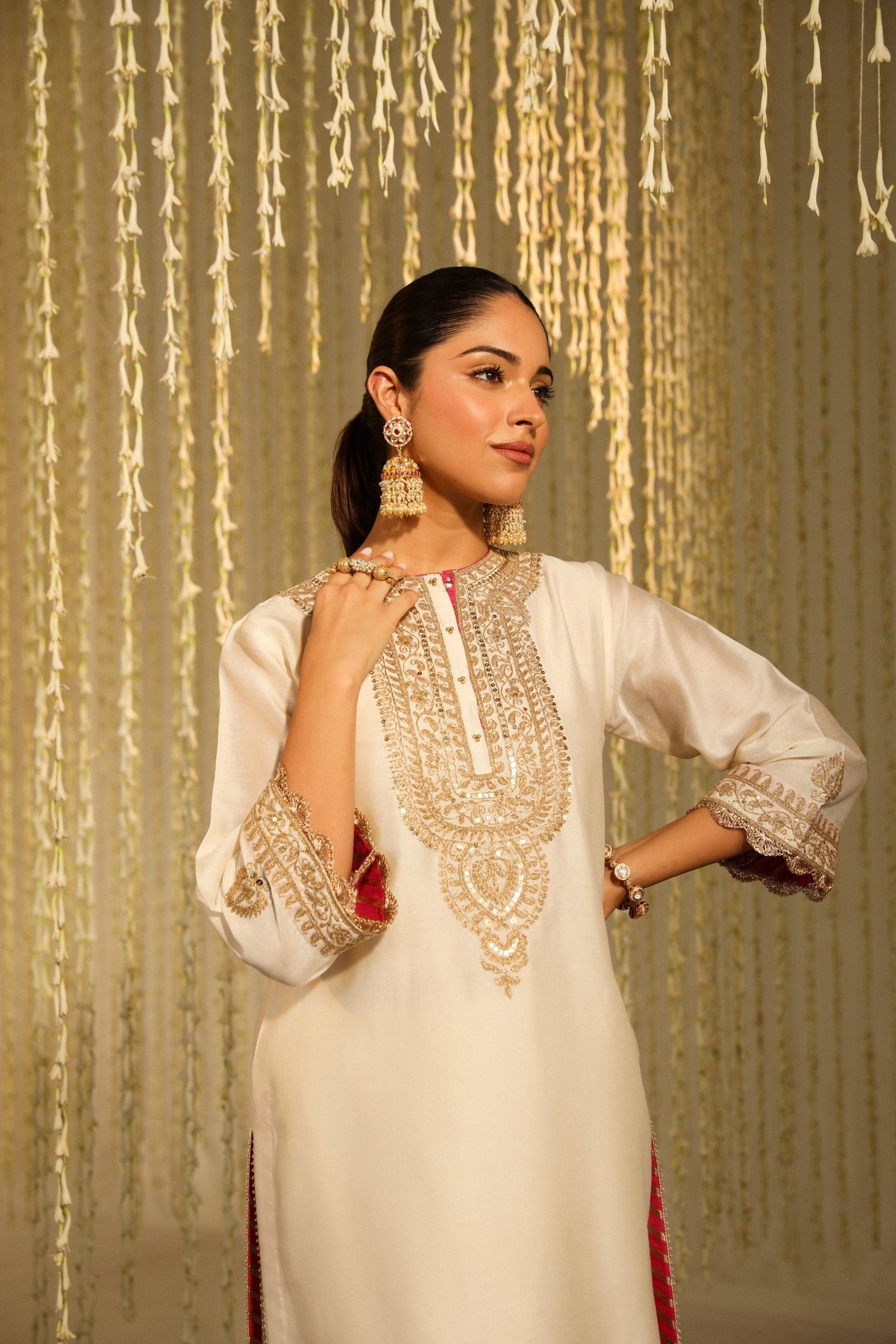 Enisa - Daisy Ivory Kurta With Dhoti