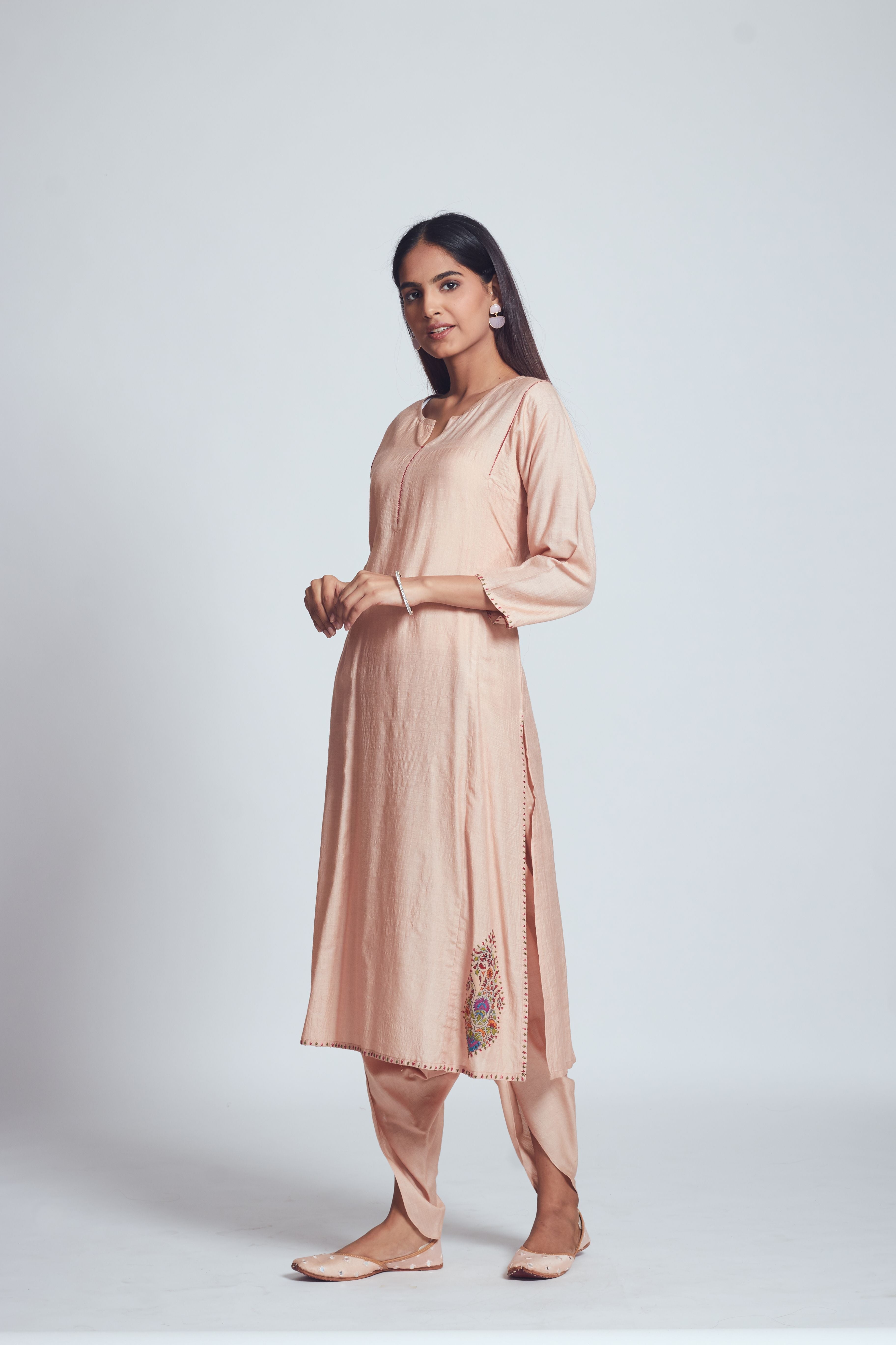 Fariha - Dustry Pink Silk Kurta And Dhoti Set