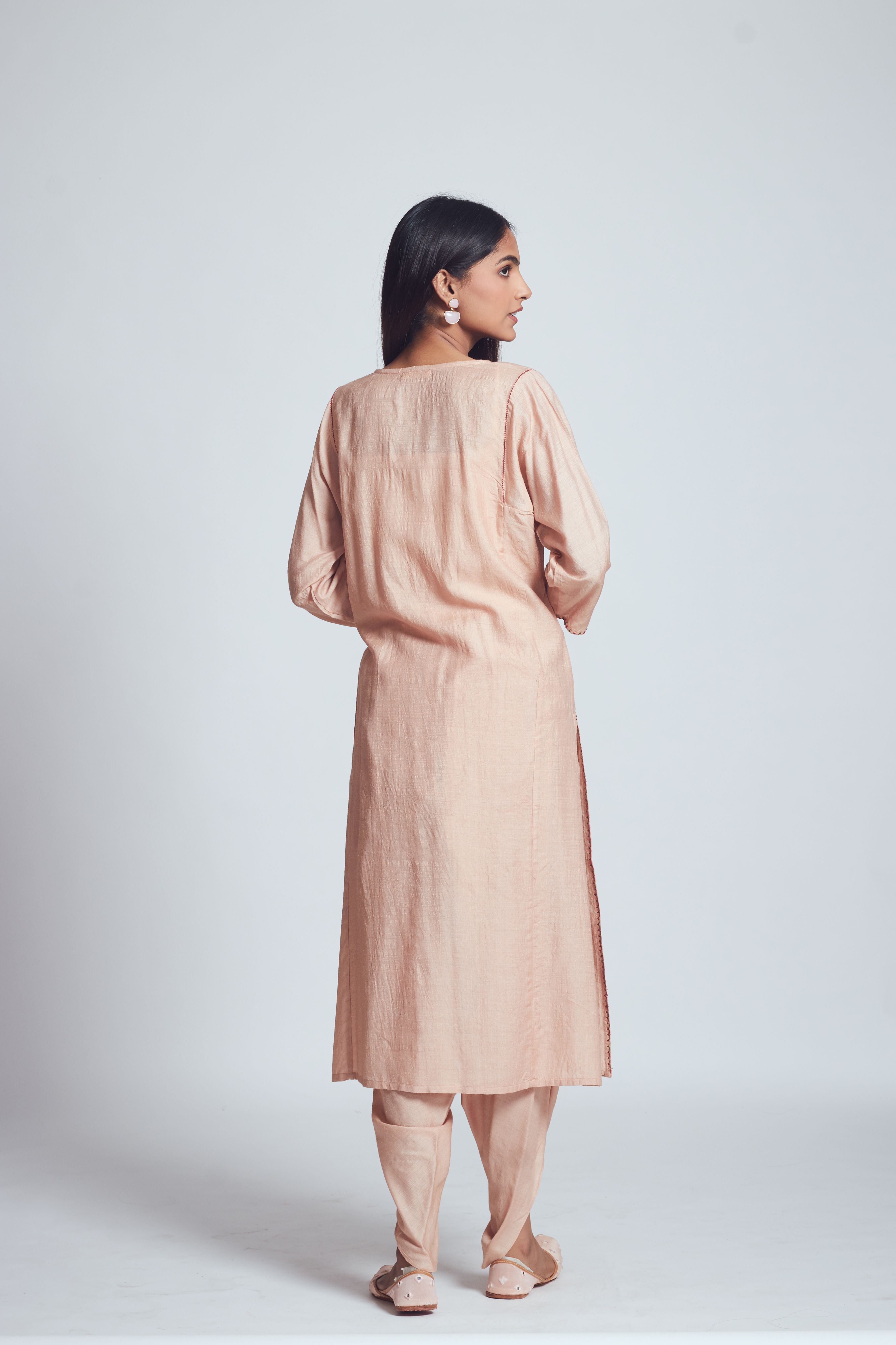 Fariha - Dustry Pink Silk Kurta And Dhoti Set