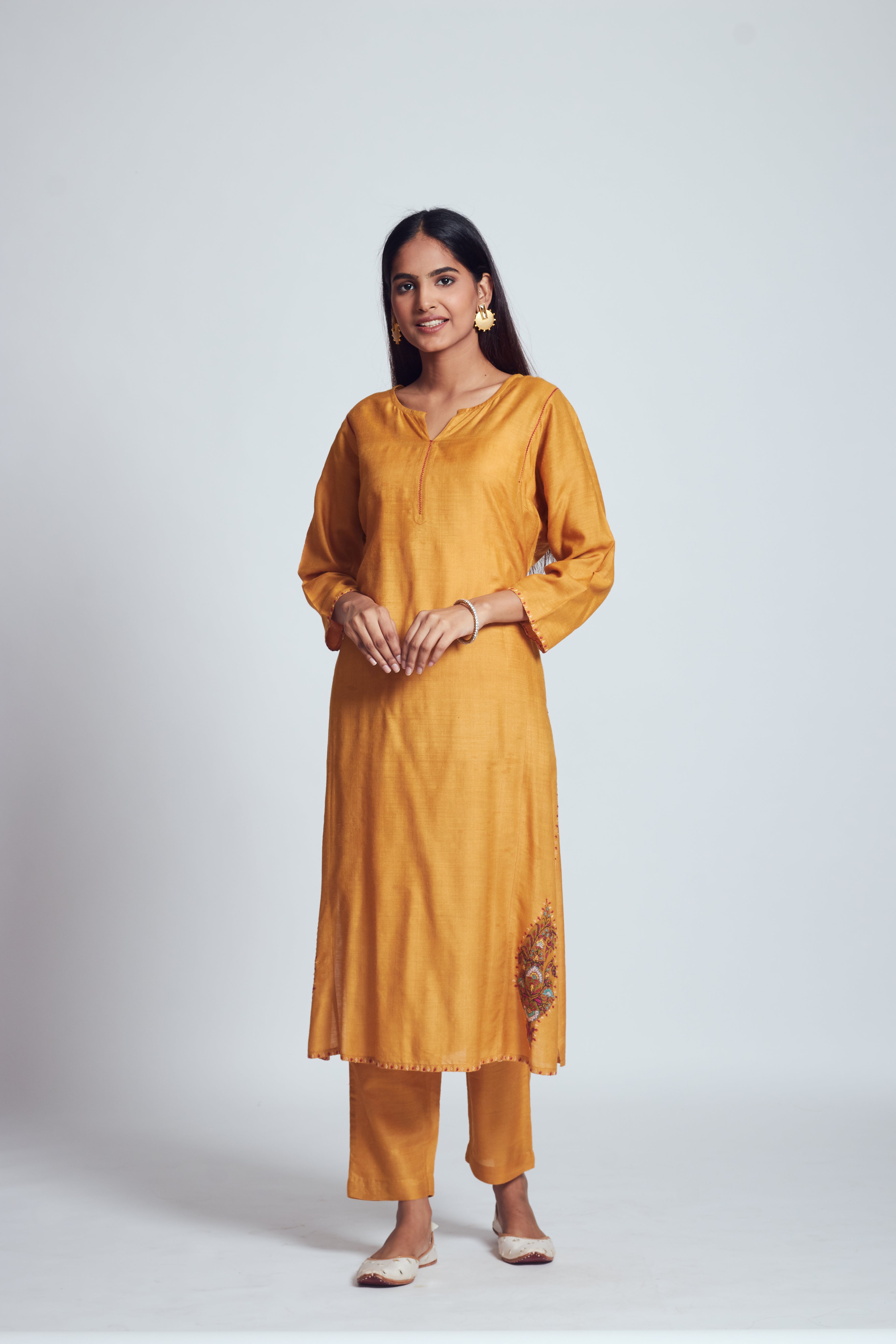 Fariha - Dustry Pink Silk Kurta And Dhoti Set