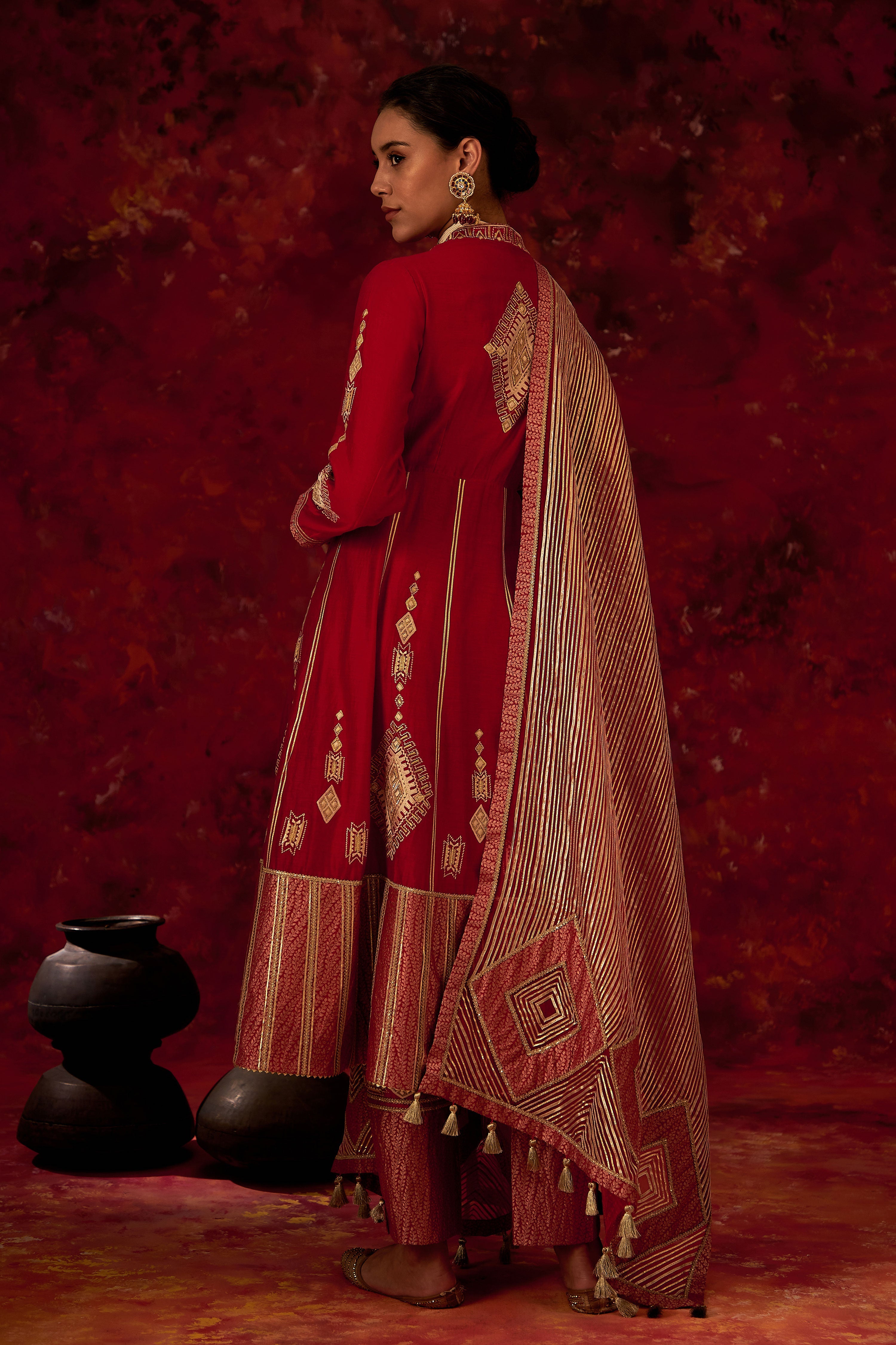 Ainaa Yoke Cut Kurta With Pants