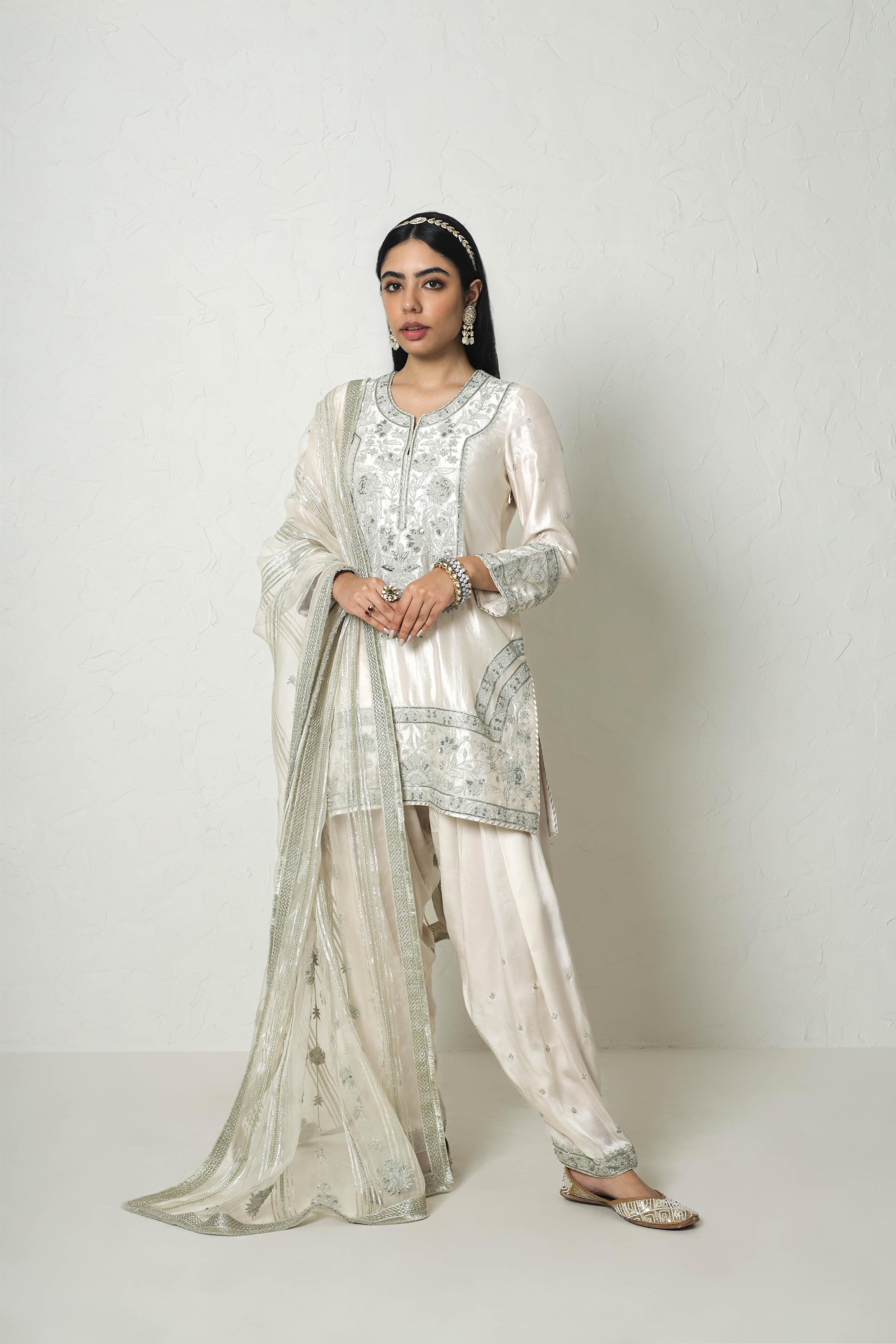 Dori Kardana Zuri Cut Kurta With Salwar