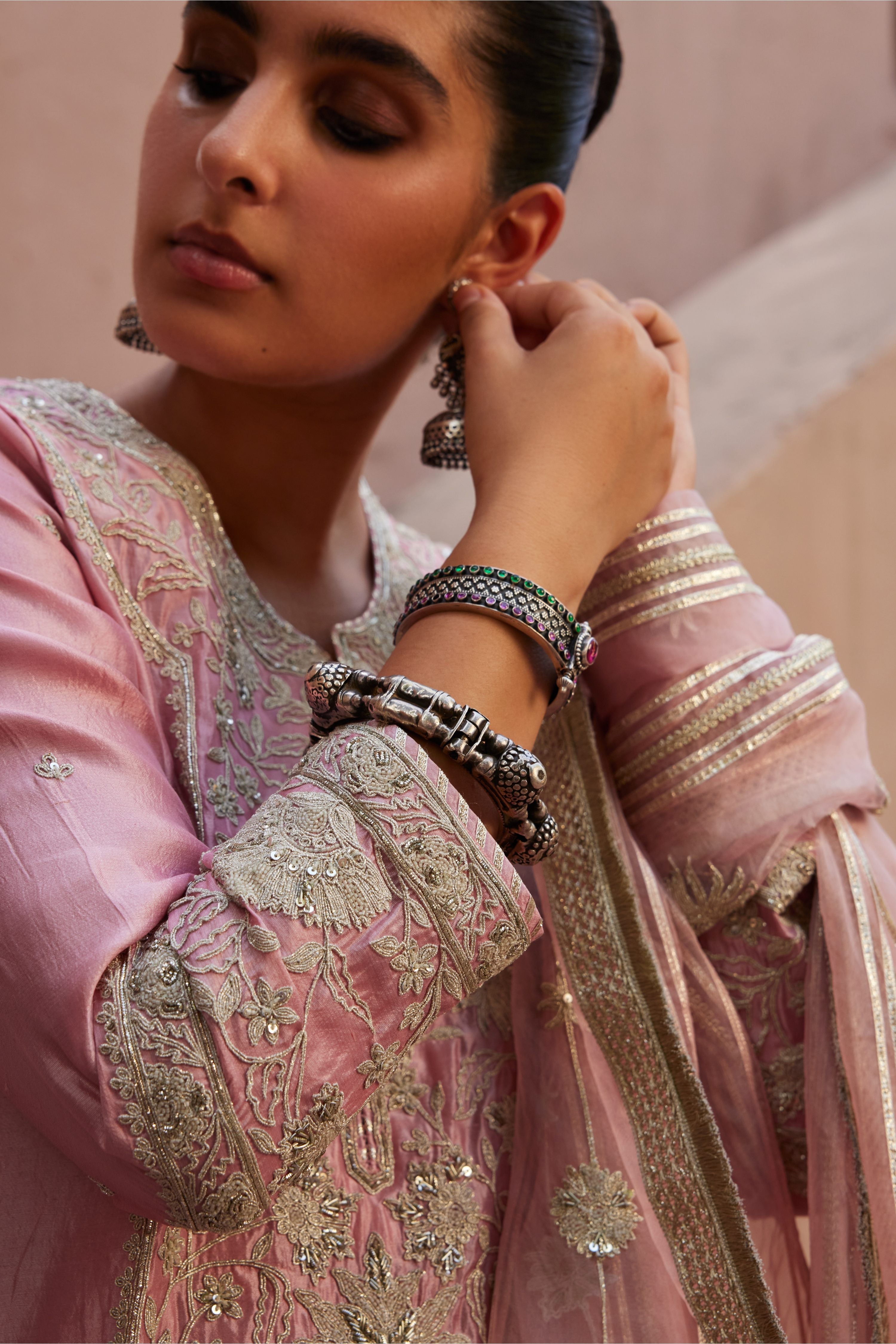 Dori Kardana Zuri Cut Kurta With Salwar