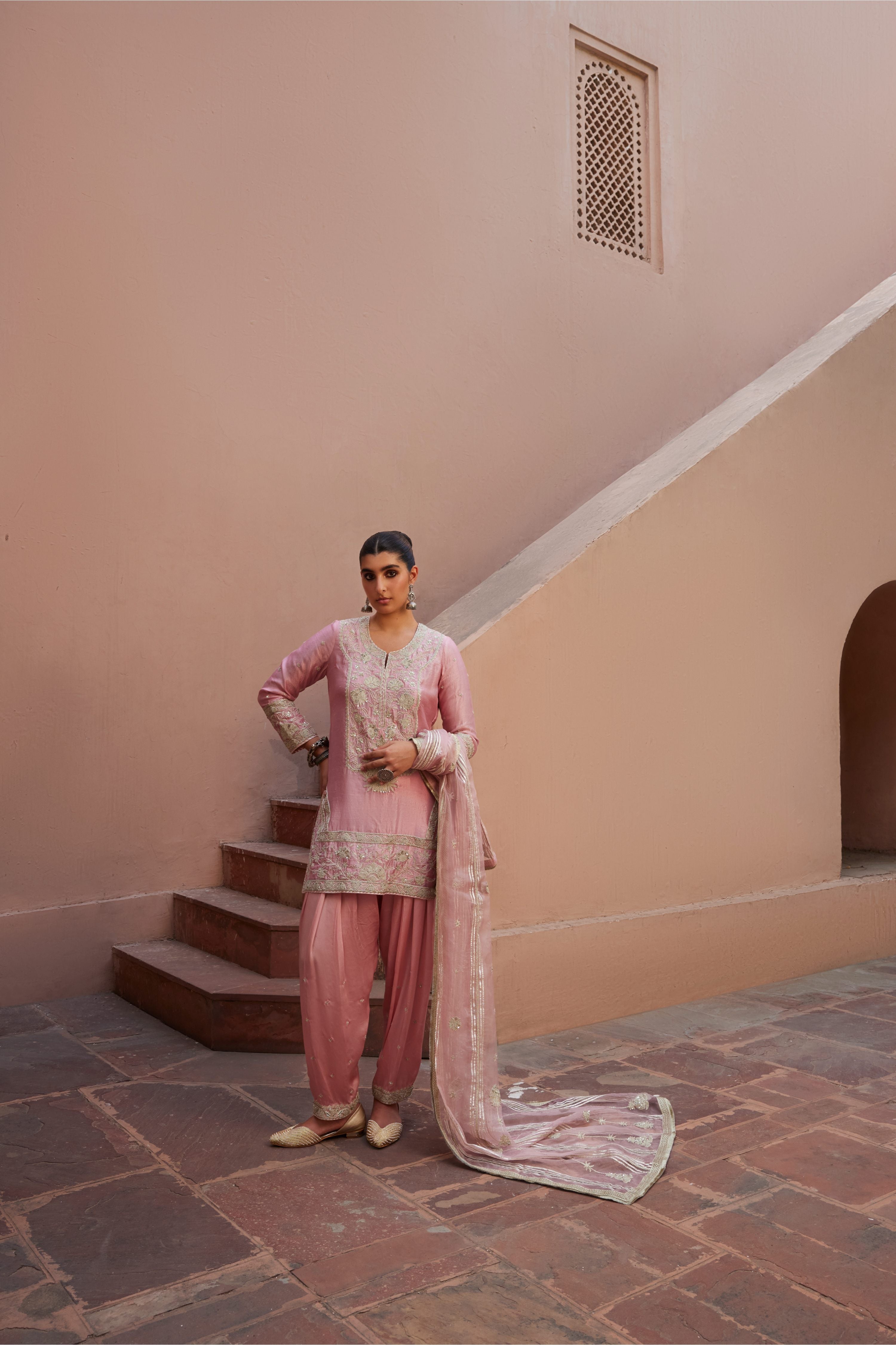 Dori Kardana Zuri Cut Kurta With Salwar