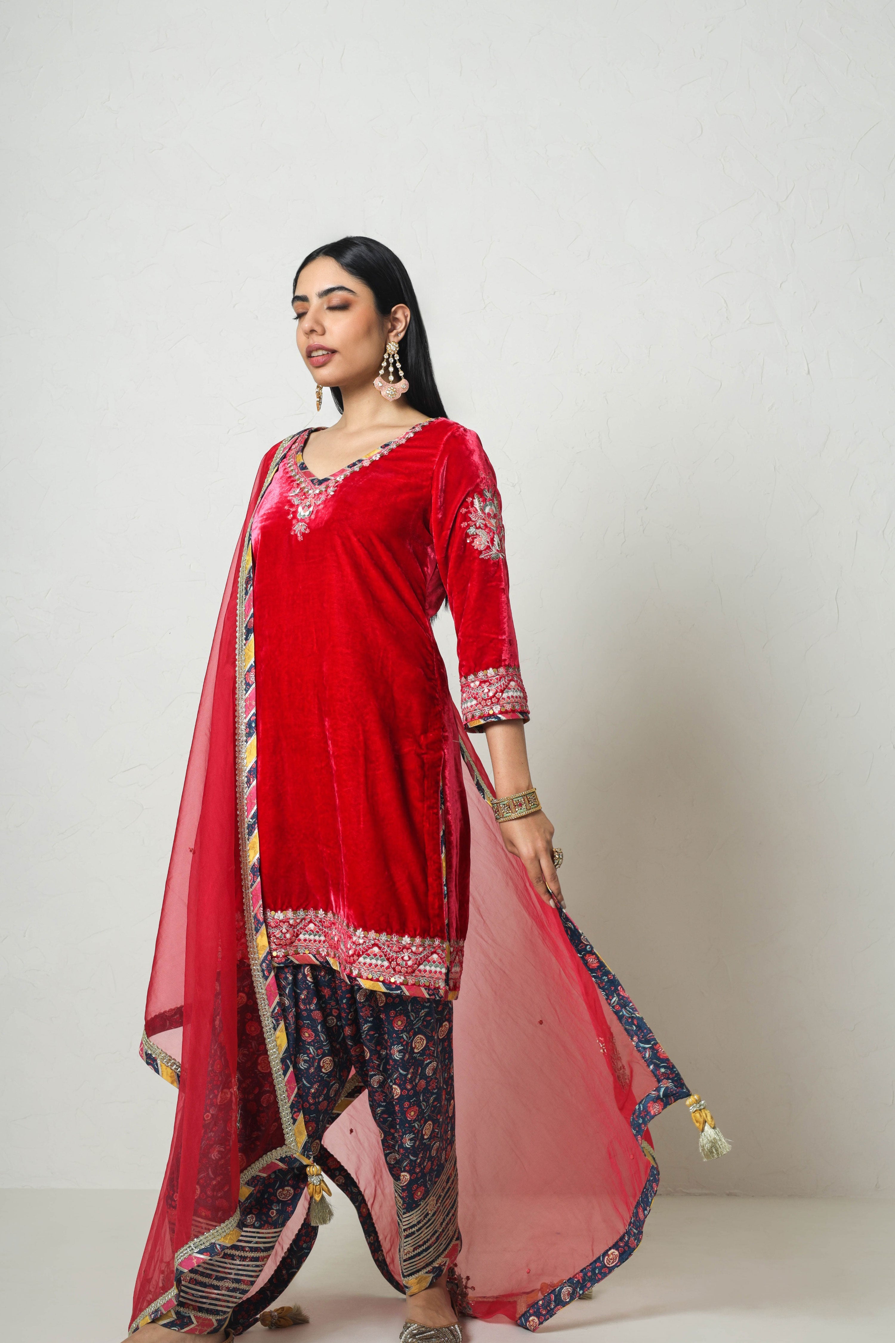 Medley Velvet Yoke Cut Kurta With Salwar
