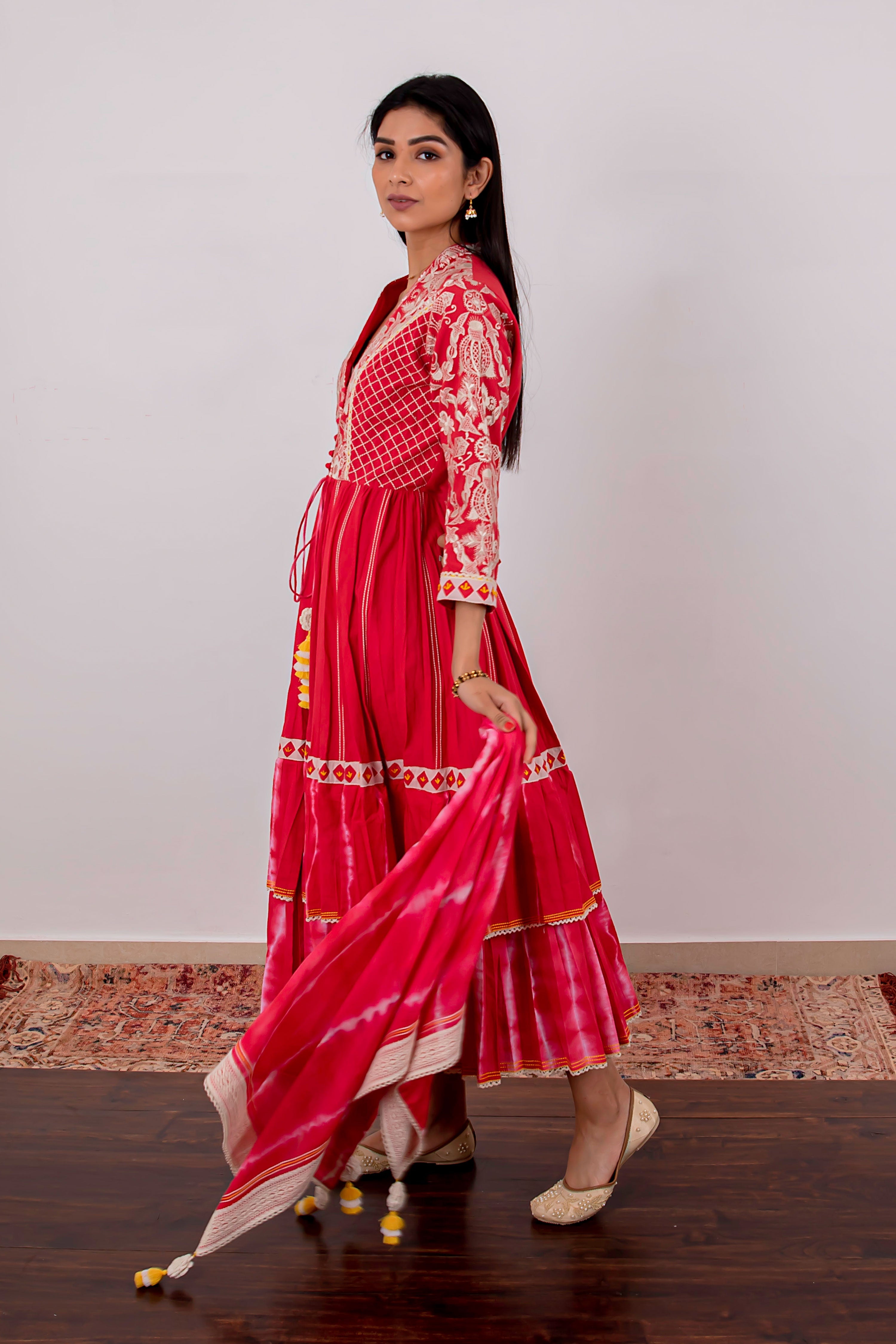 Alaya Long Front Open Kurta With Straight Pants & Scarf