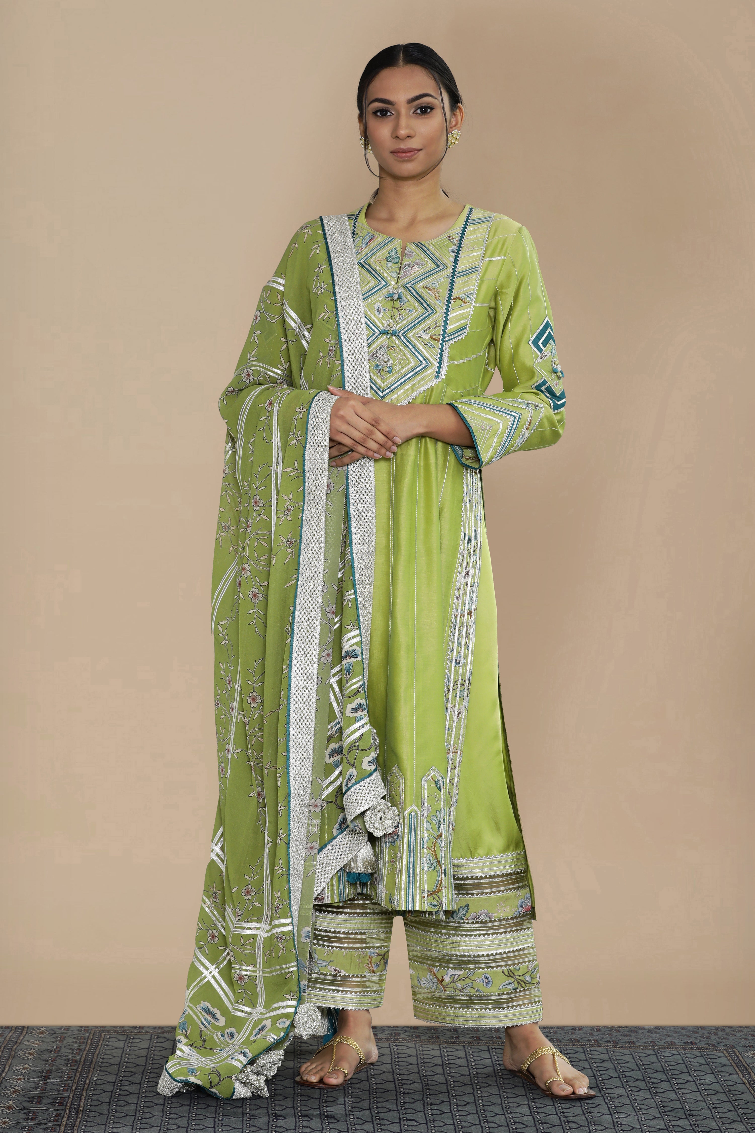 Amna Long Kurta With Wide Straight Pants