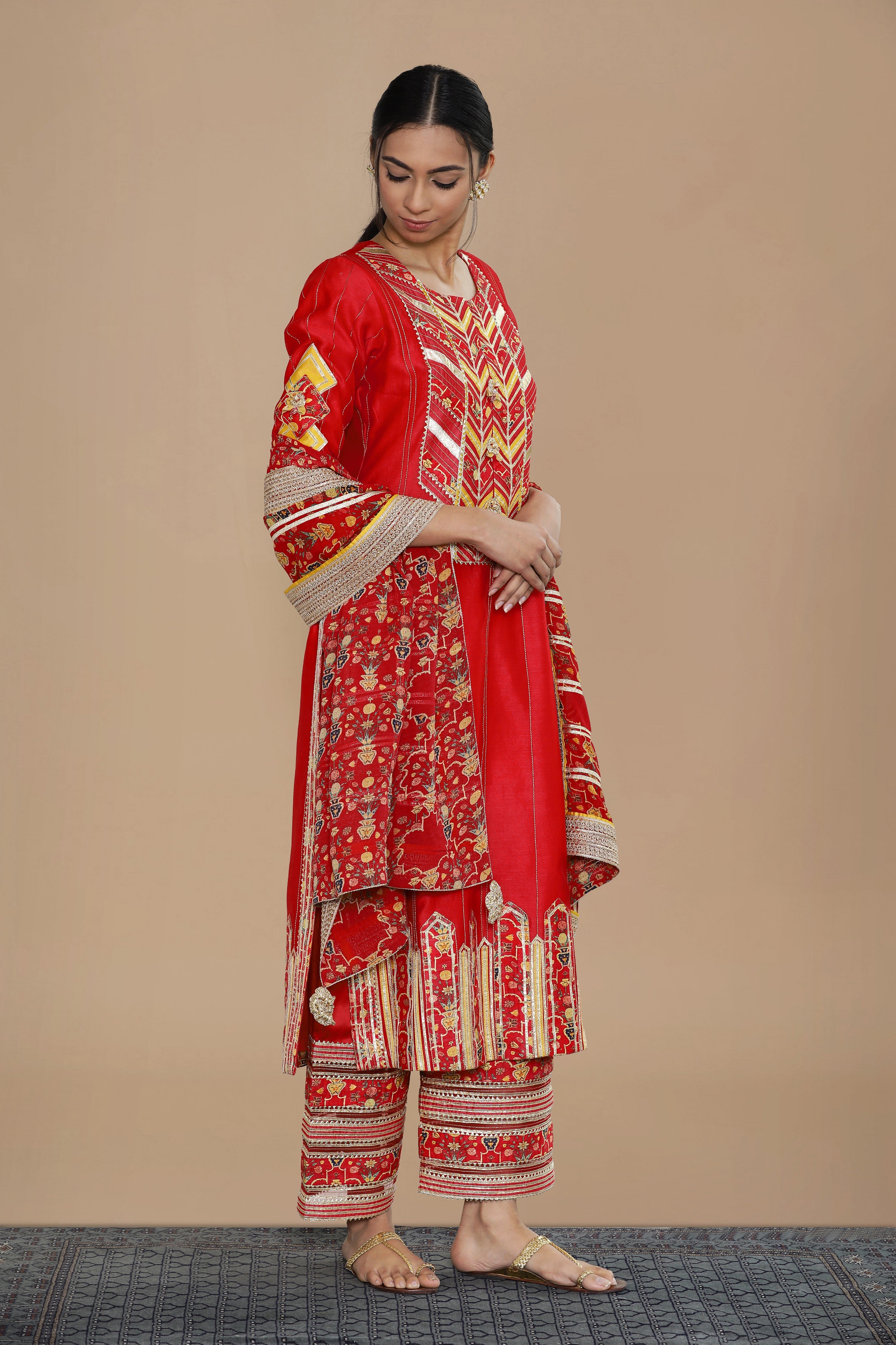 Amna Long Kurta With Wide Straight Pants