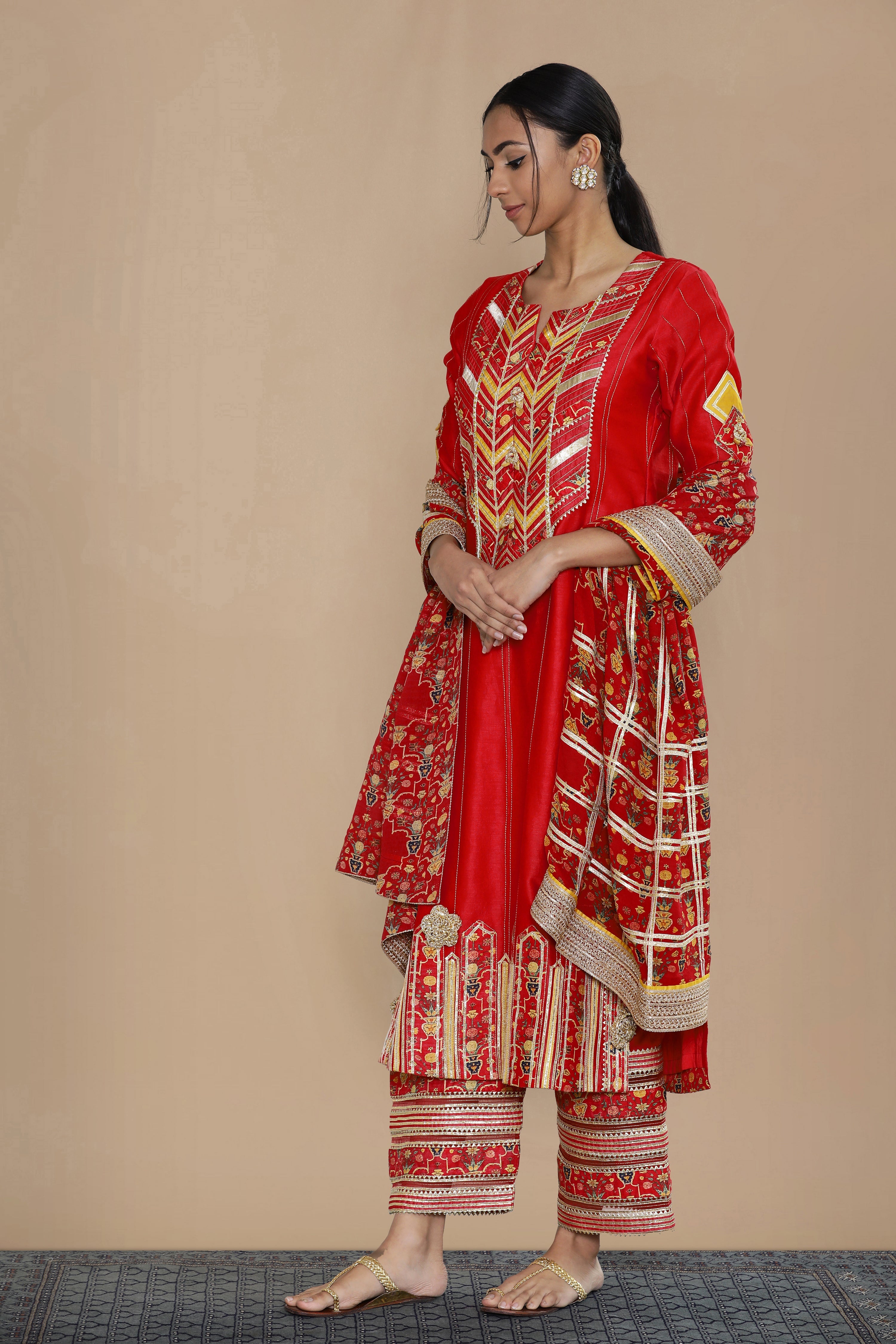 Amna Long Kurta With Wide Straight Pants