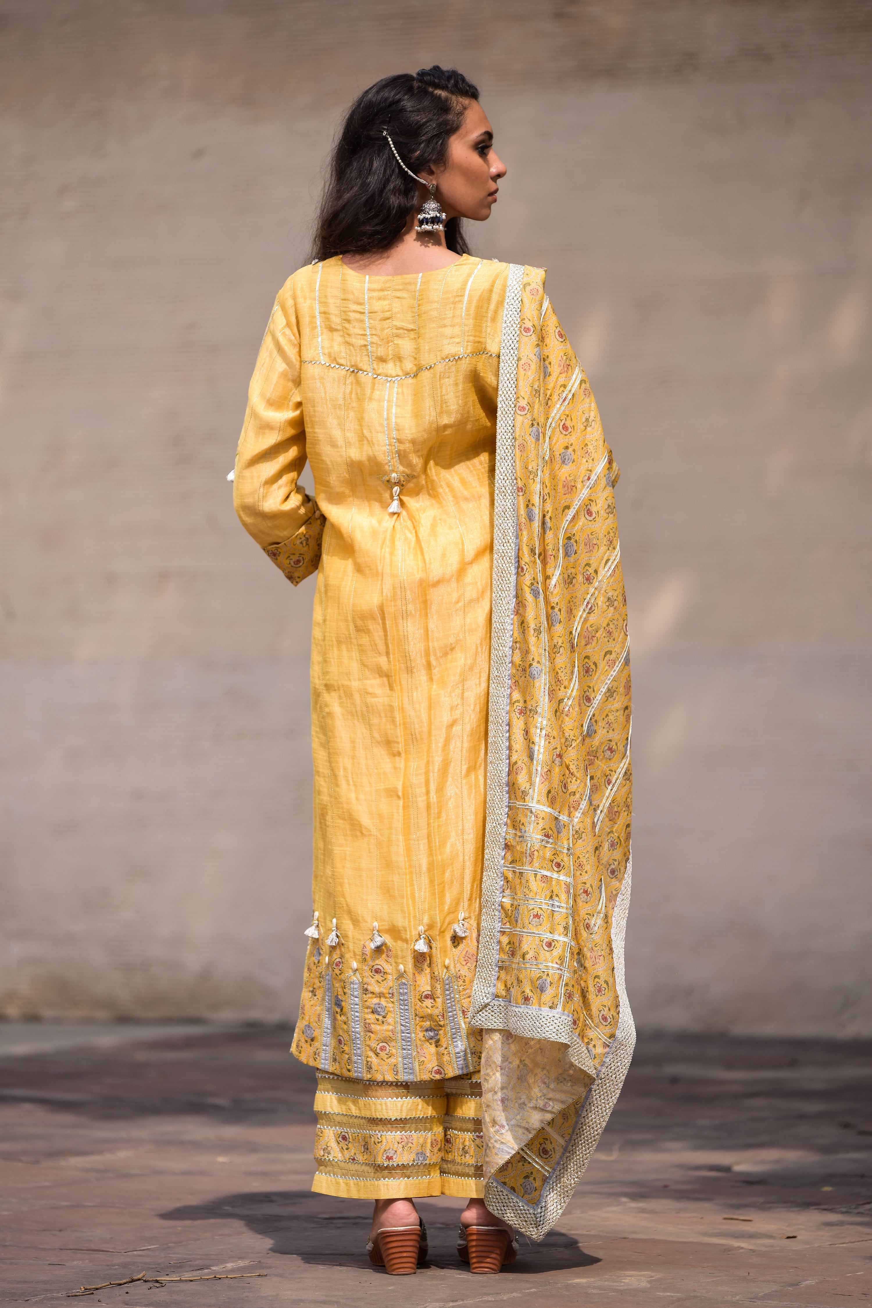 Amna Long Kurta With Wide Straight Pants