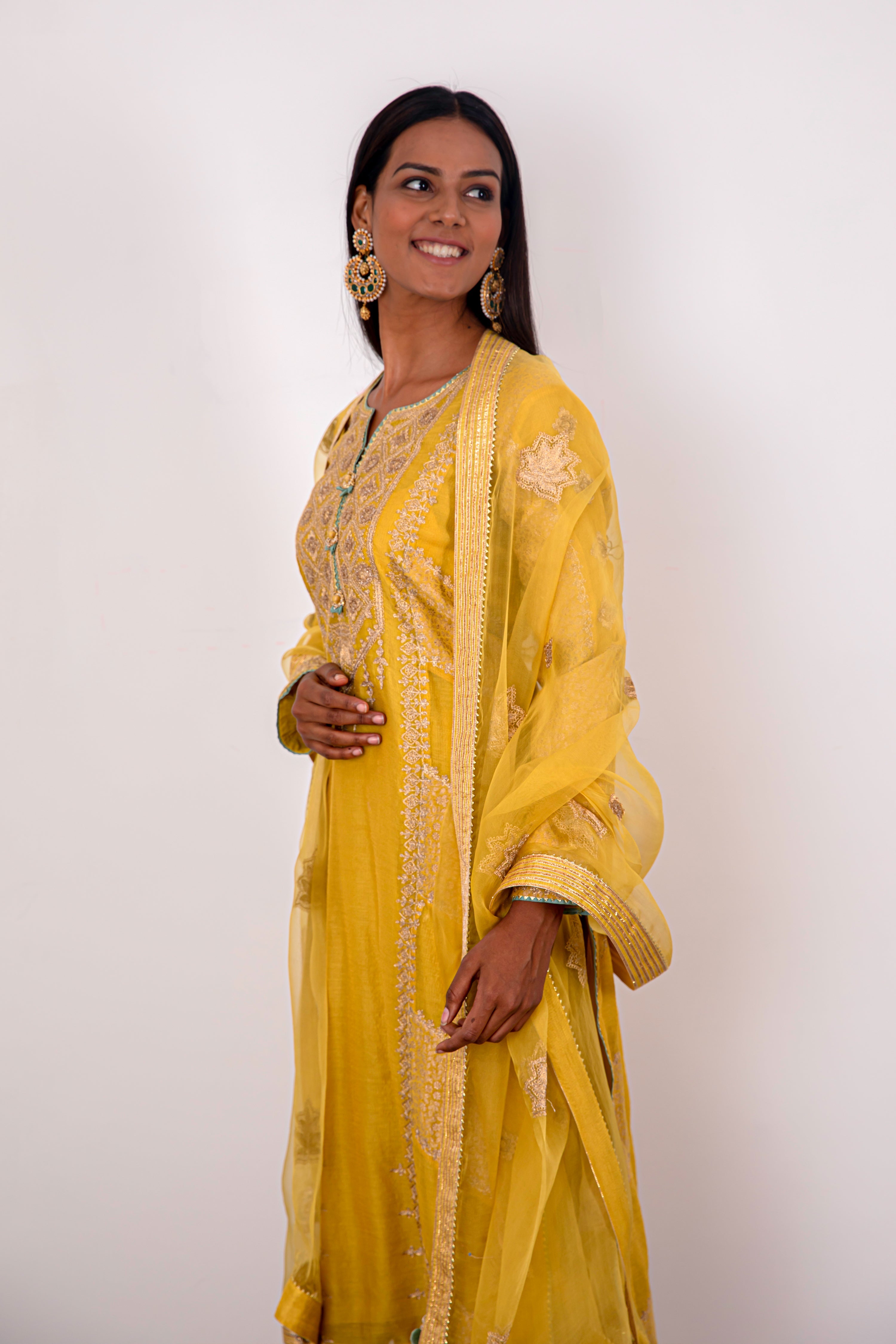 Mahira Long Kurta With Straight Pants