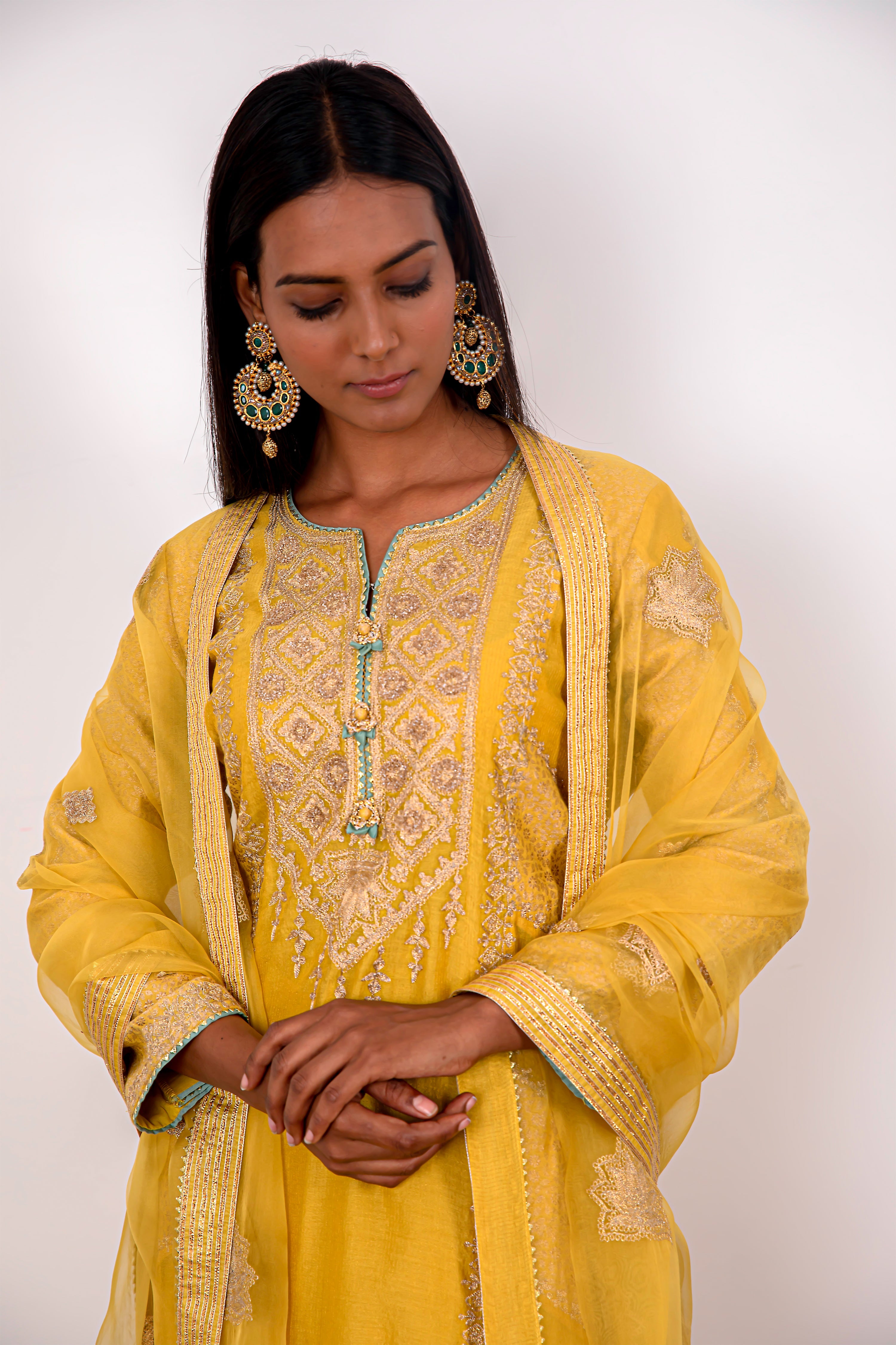 Mahira Long Kurta With Straight Pants