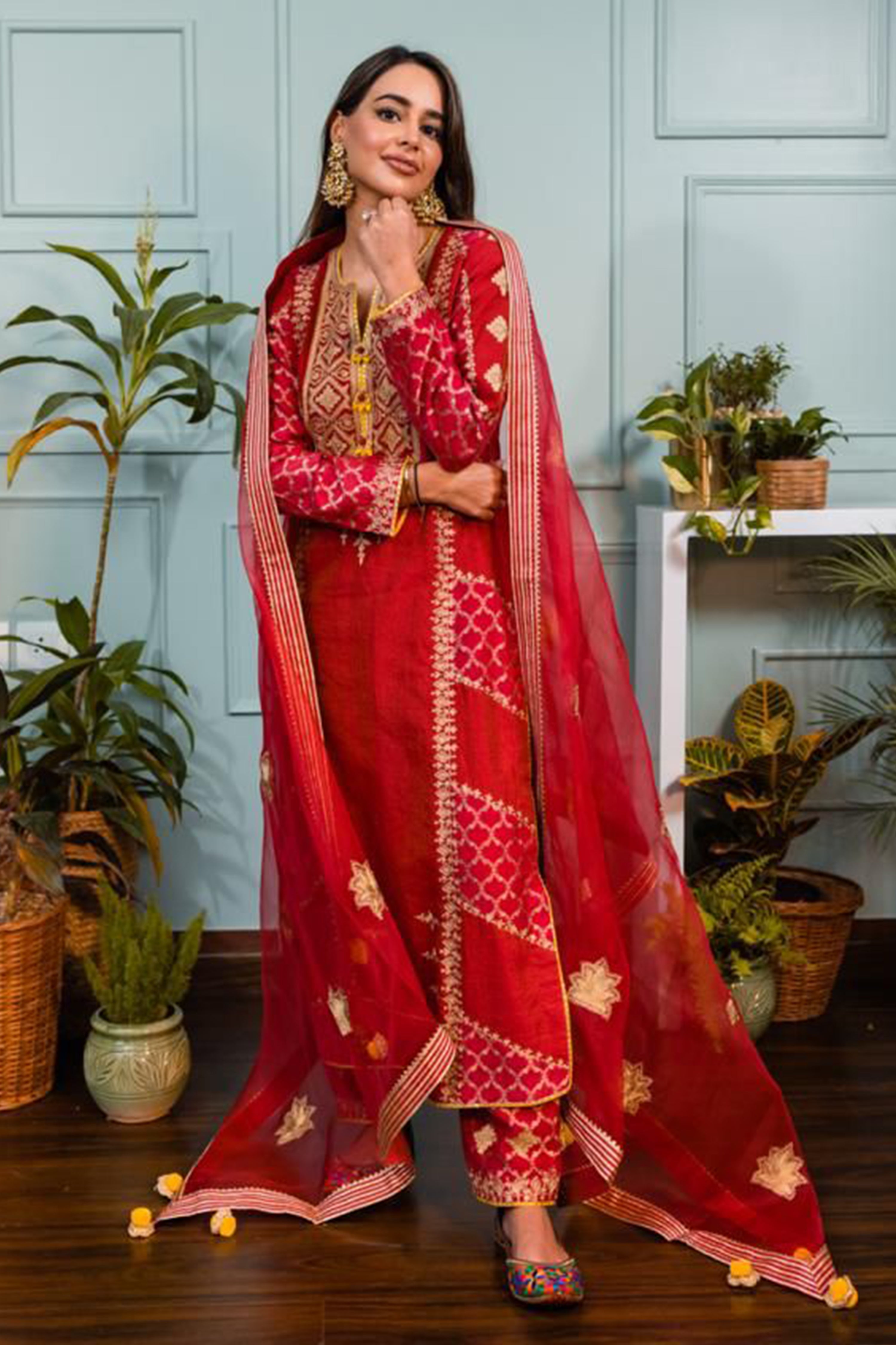 Mahira Long Kurta With Straight Pants