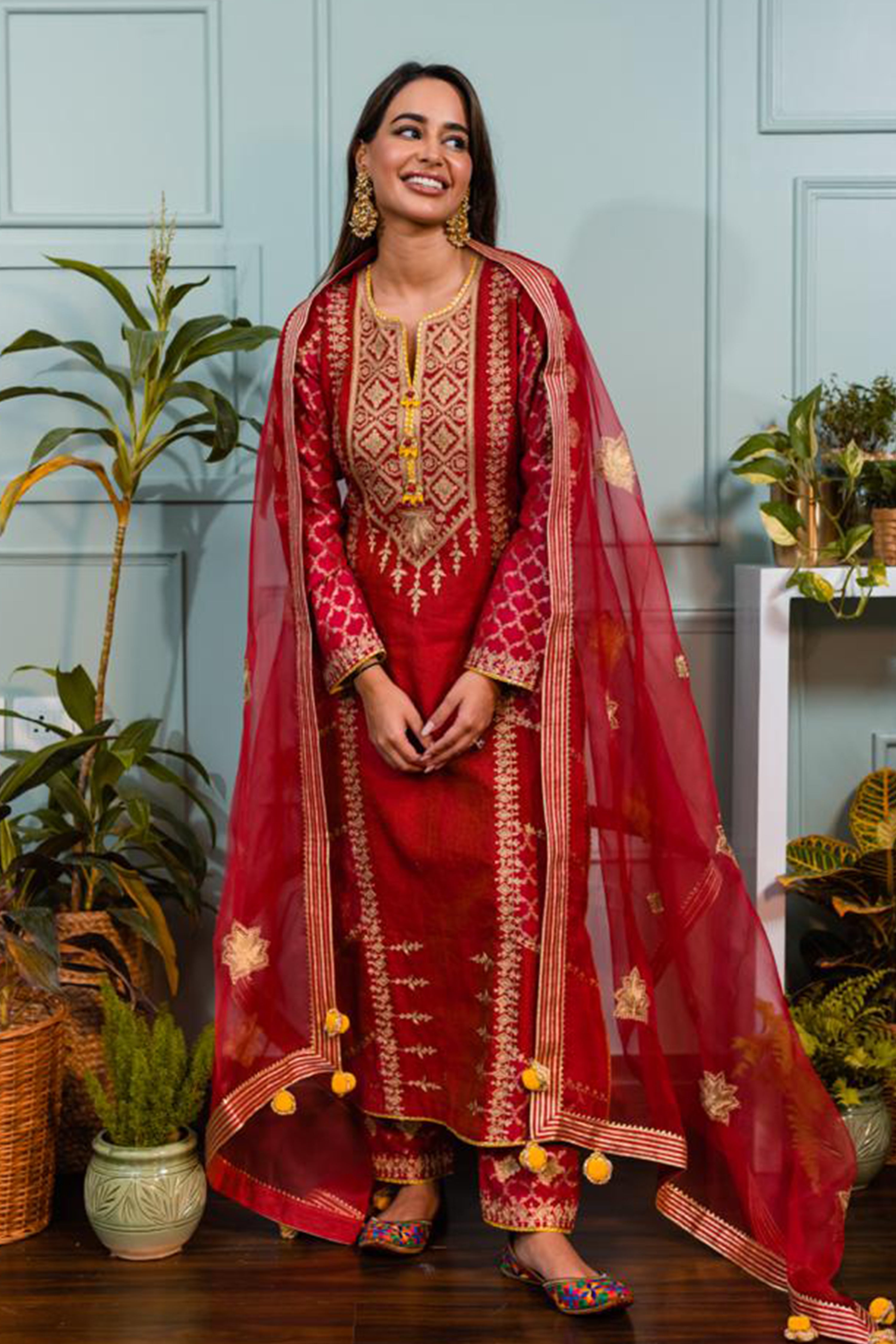 Mahira Long Kurta With Straight Pants