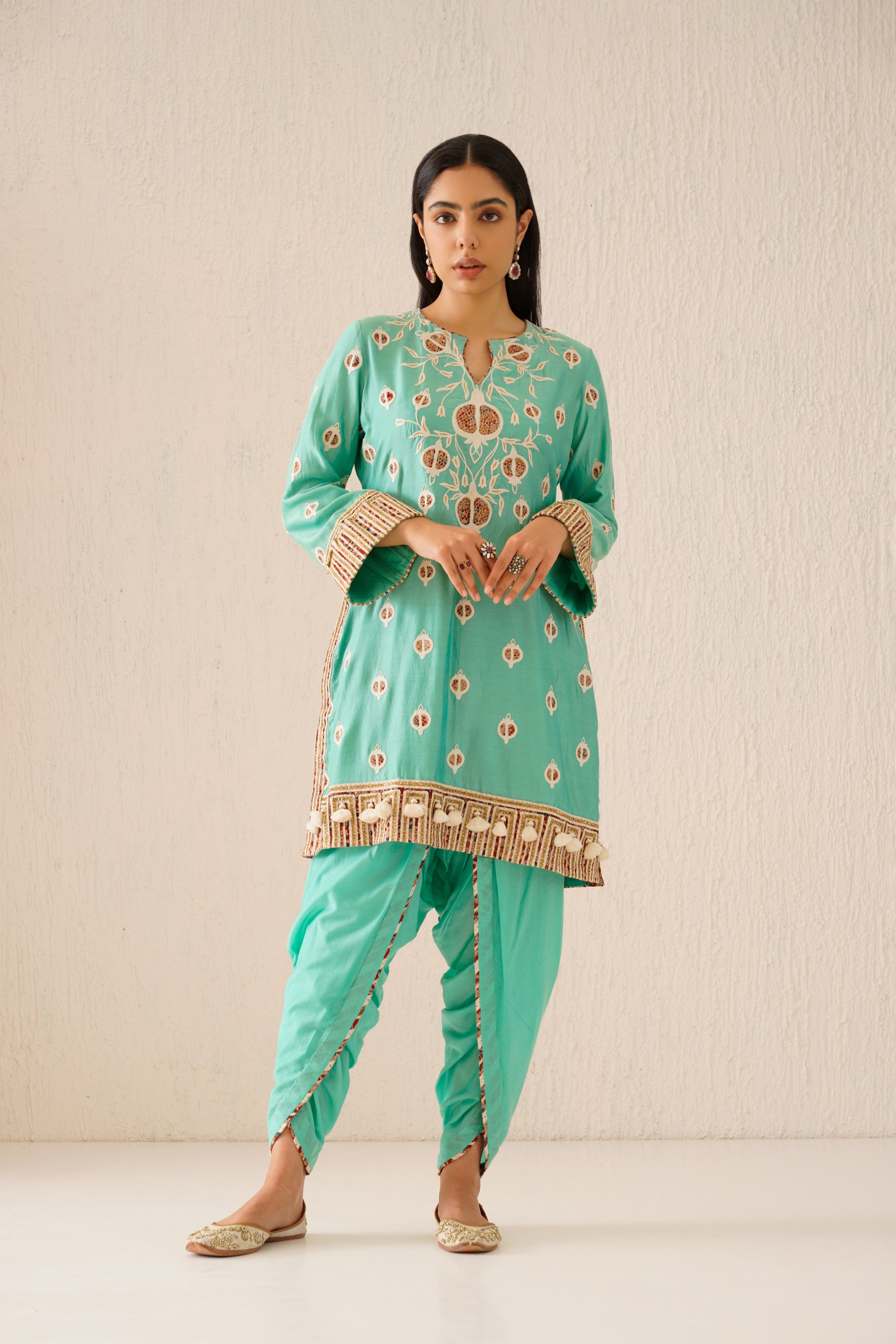 Anaar Short Kurta With Dhoti Pants & Dupatta