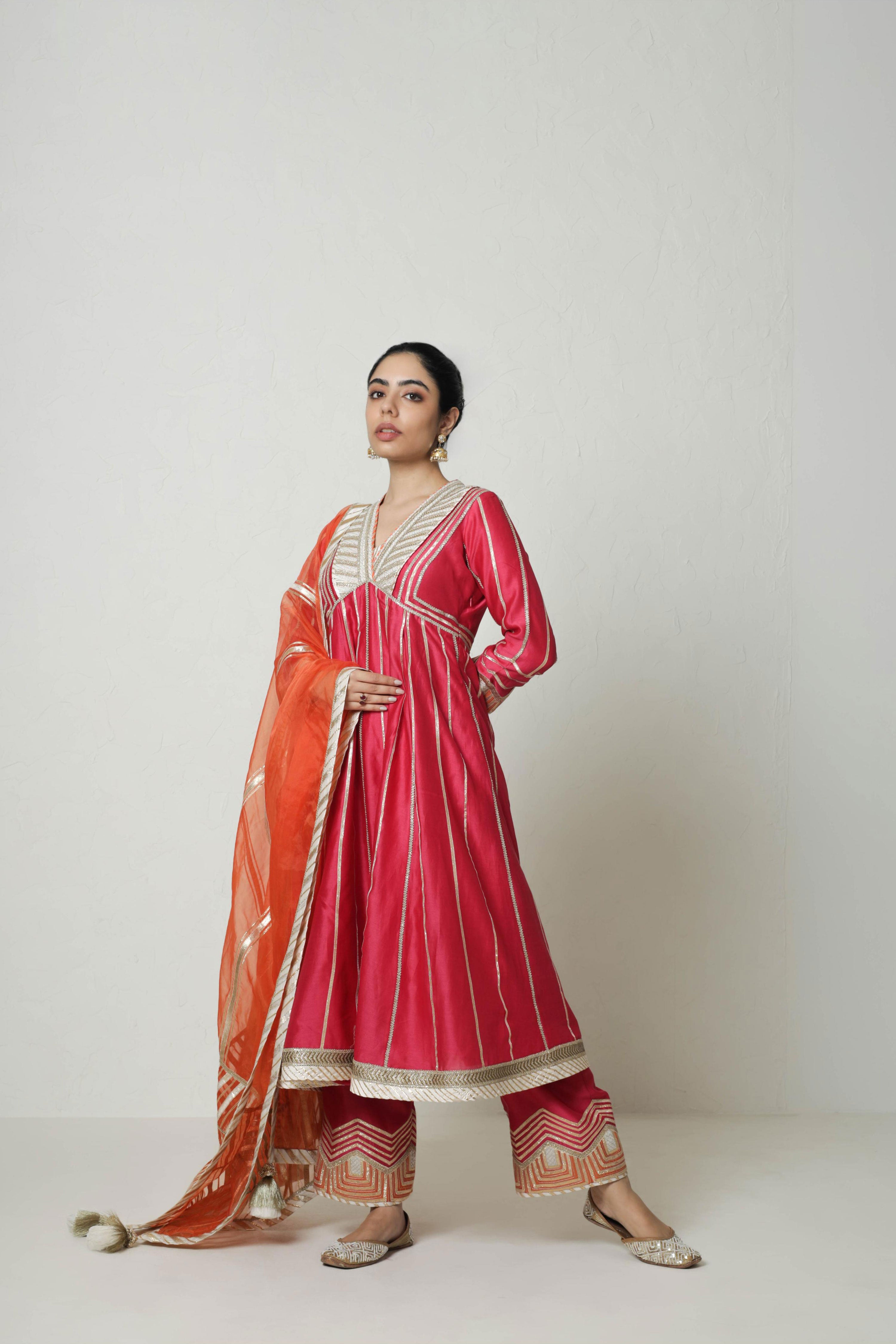 Colourblock V-Neck Kaleedar With Wide Pants