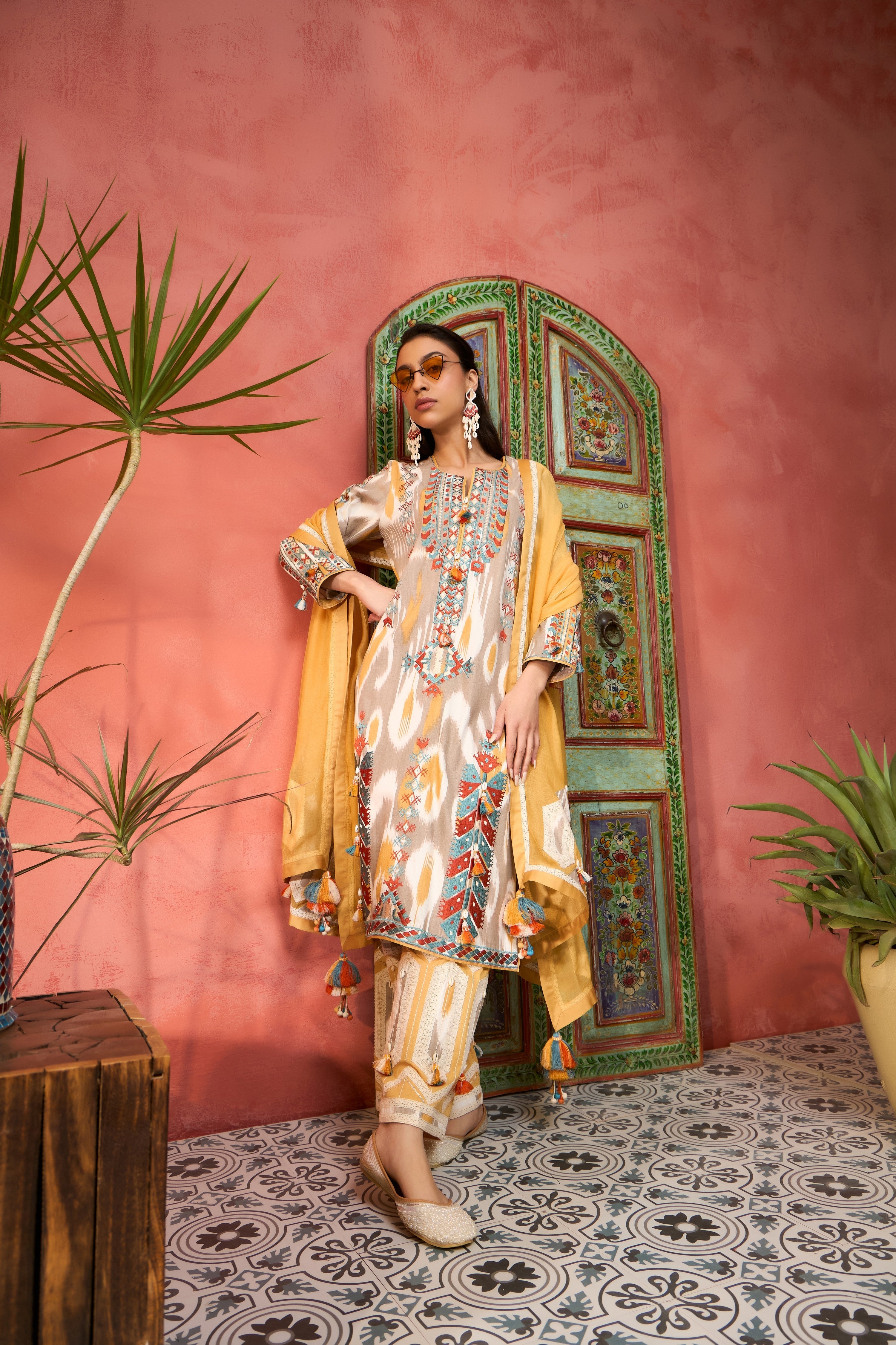 Ikat Baloch Long With Pants