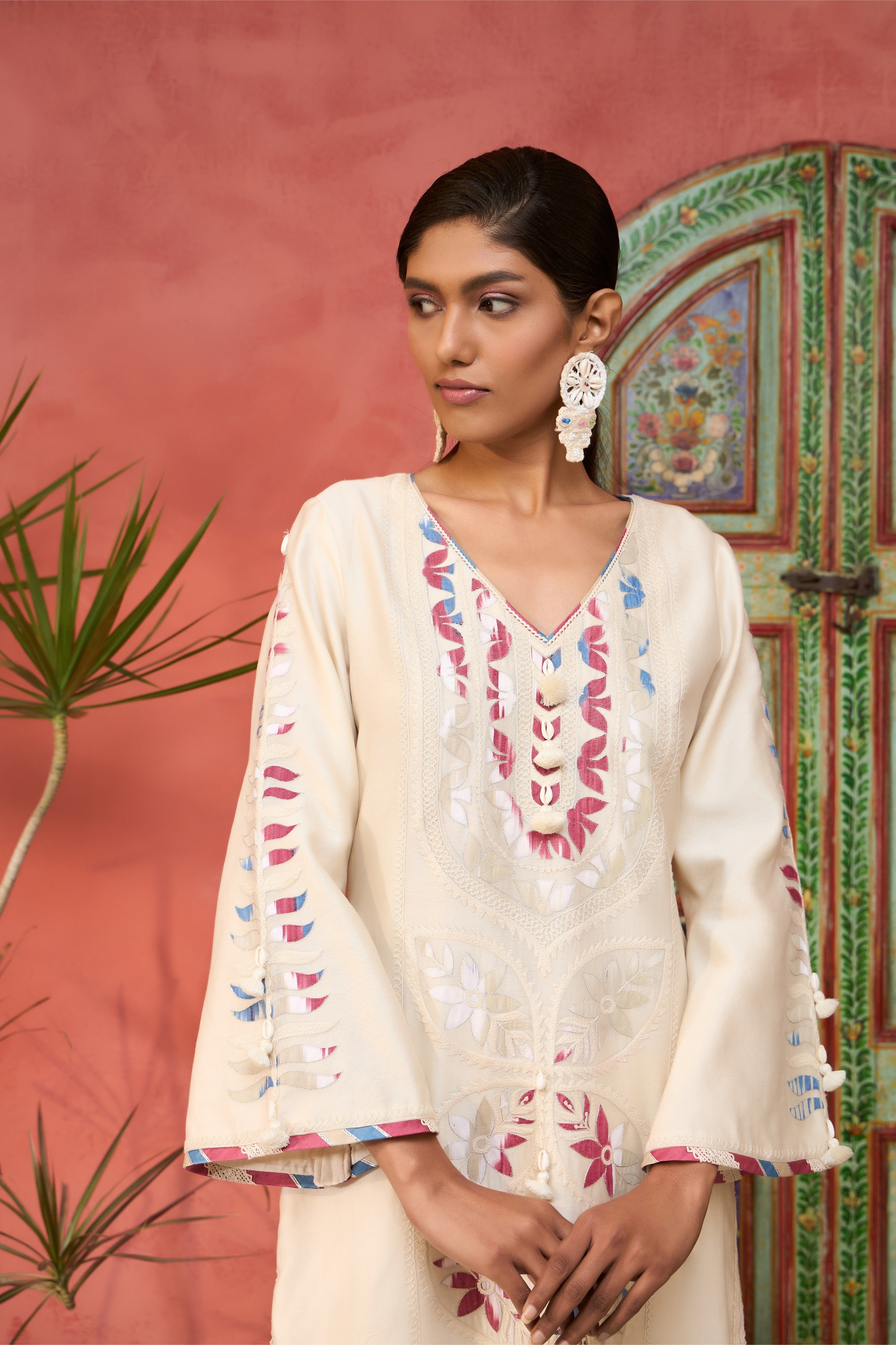 Ikat Applique Long Kurta With Pants