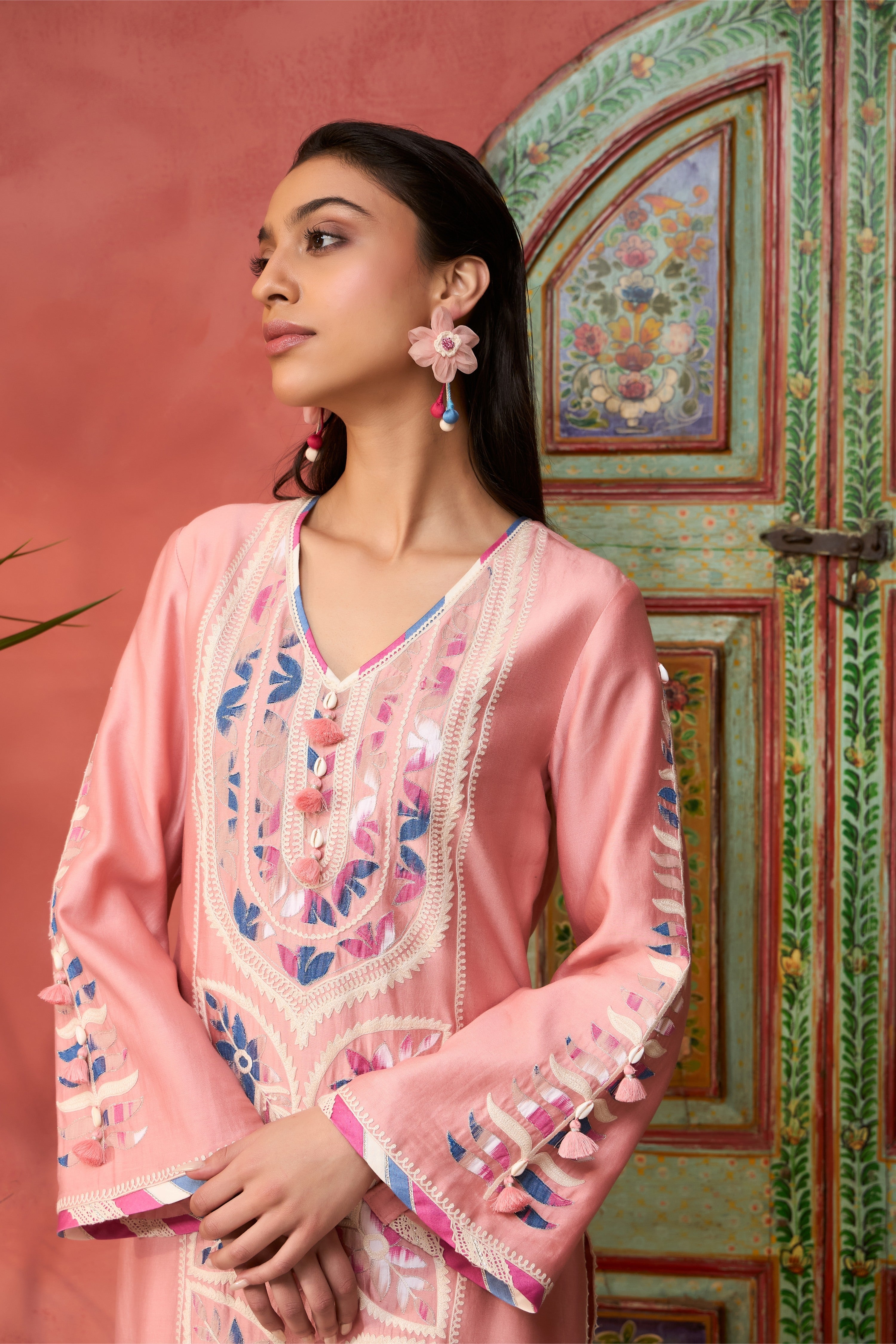 Ikat Applique Long Kurta With Pants