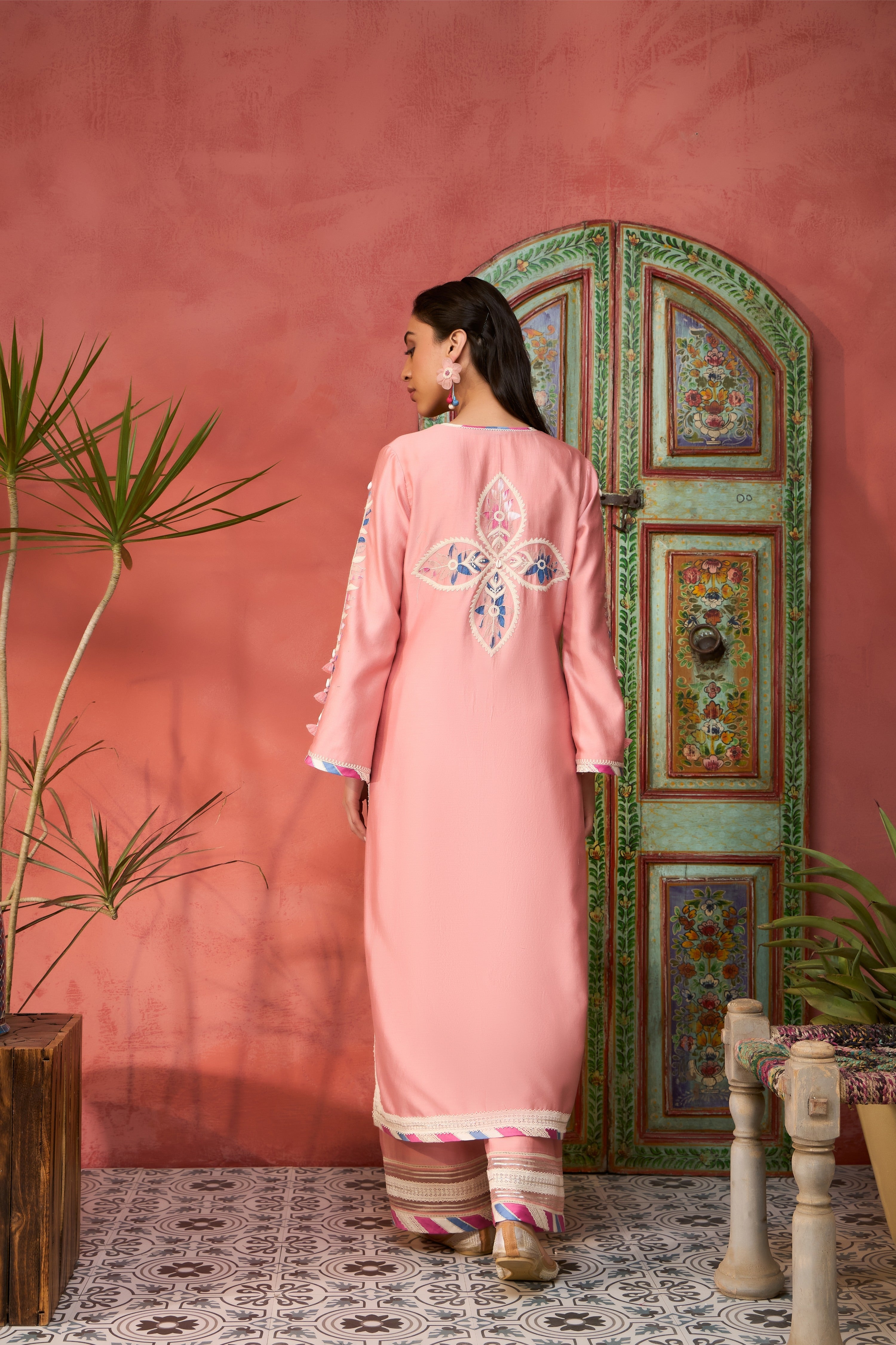 Ikat Applique Long Kurta With Pants