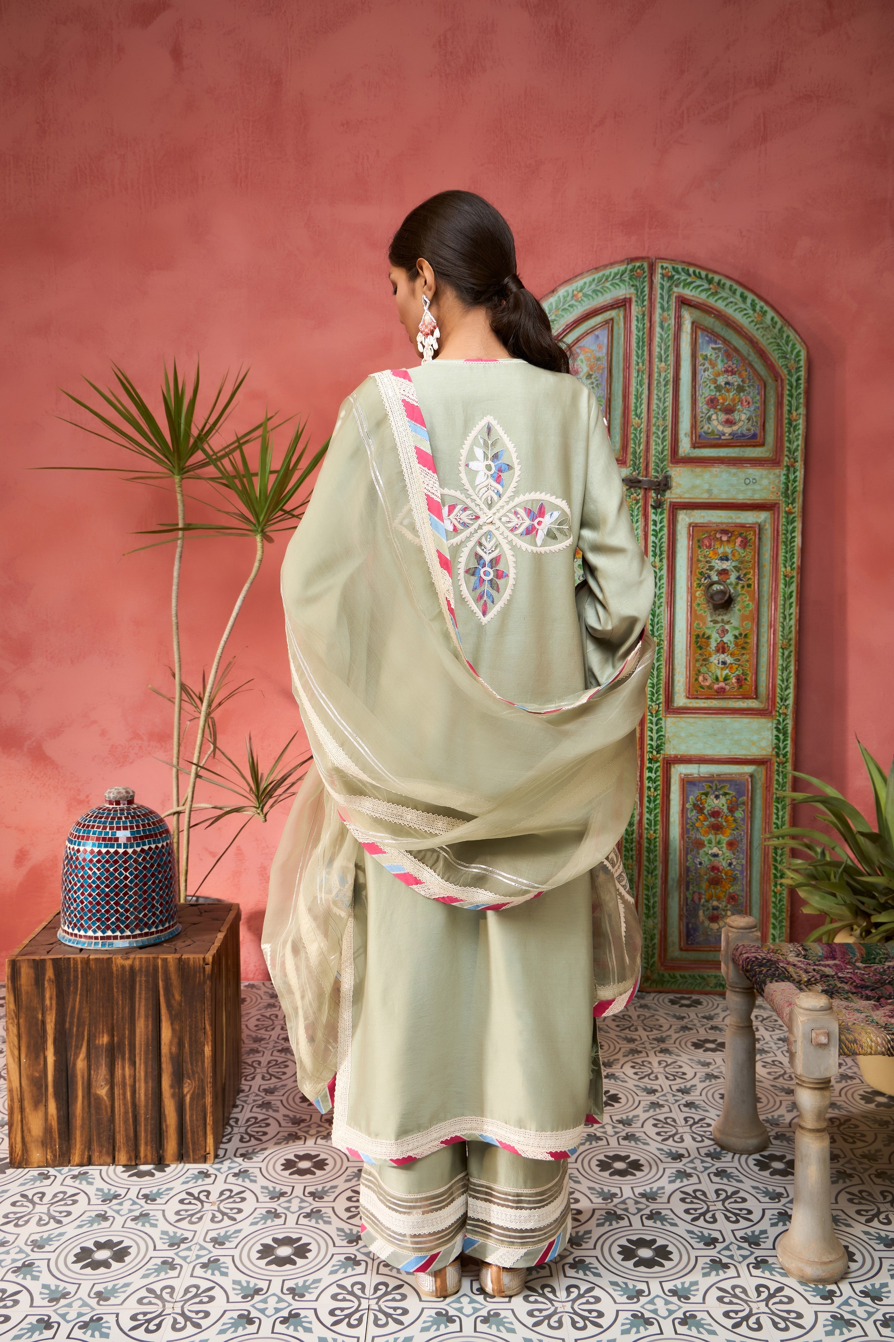 Ikat Applique Long Kurta With Pants