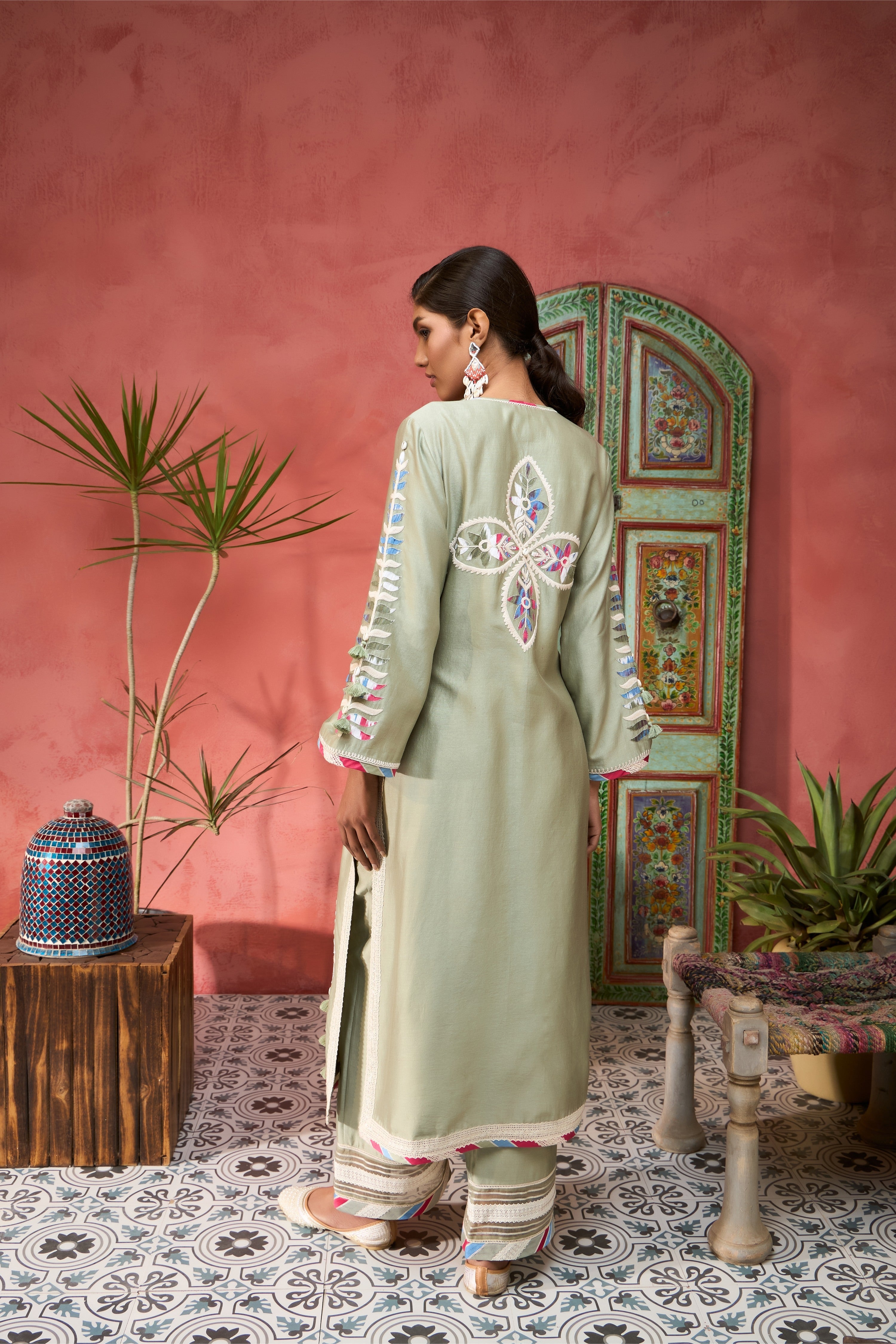 Ikat Applique Long Kurta With Pants